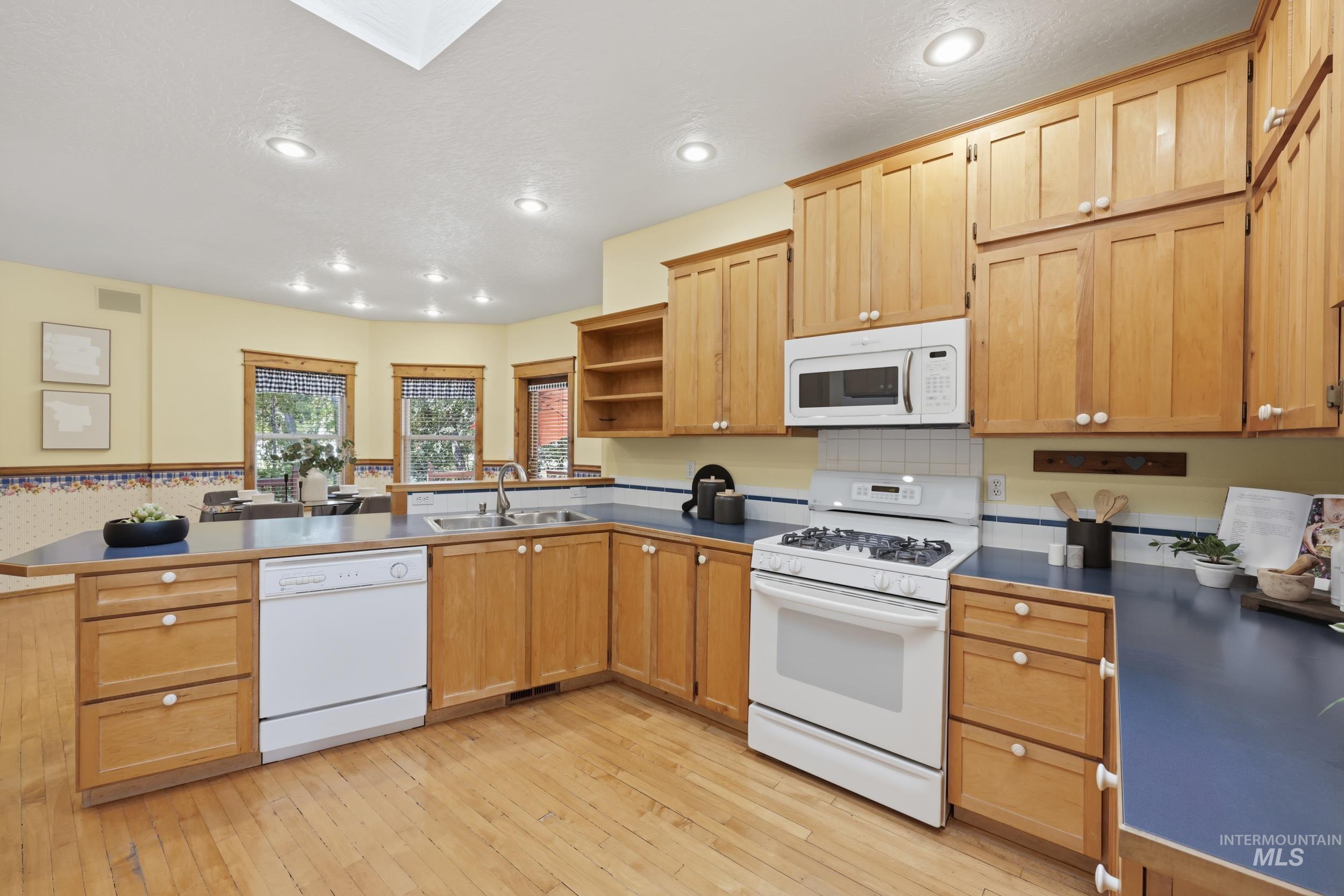 115 Walnut Creek Way, Nampa, Idaho 83686, 4 Bedrooms, 2.5 Bathrooms, Residential For Sale, Price $575,000, 98993426