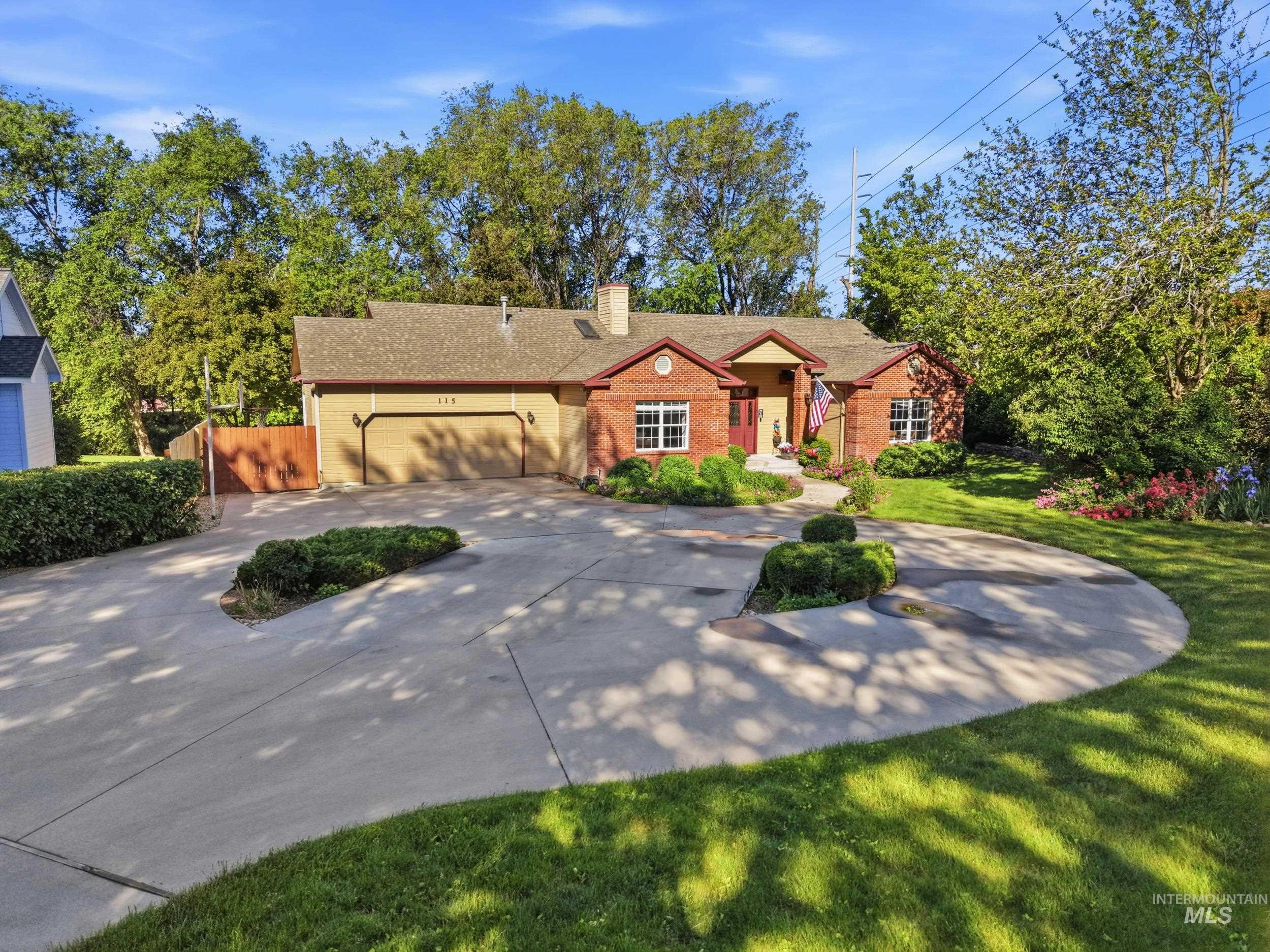 115 Walnut Creek Way, Nampa, Idaho 83686, 4 Bedrooms, 2.5 Bathrooms, Residential For Sale, Price $575,000, 98993426