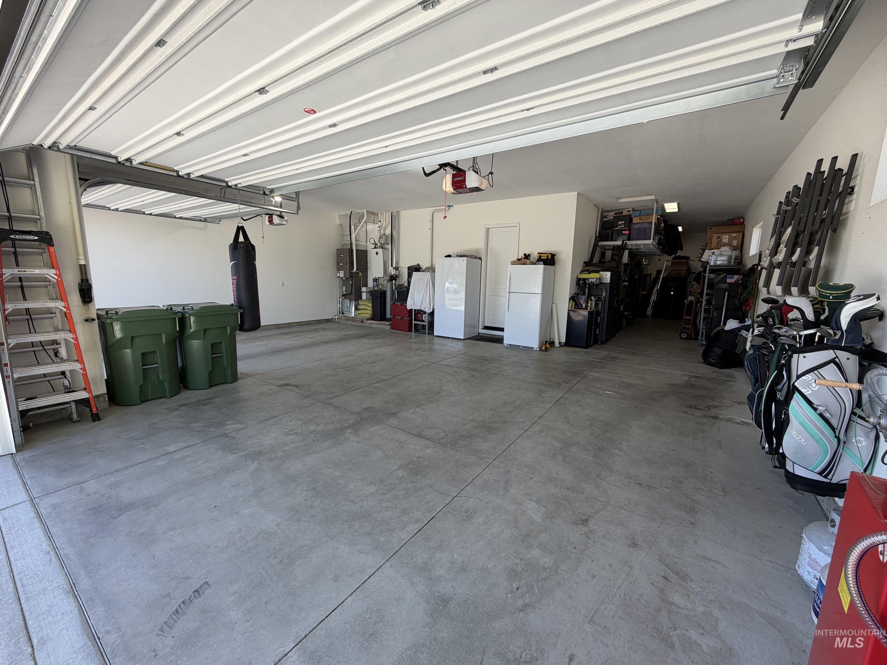 2624 E Lawton Drive, Meridian, Idaho 83642, 6 Bedrooms, 4.5 Bathrooms, Residential For Sale, Price $1,149,000, 98993427