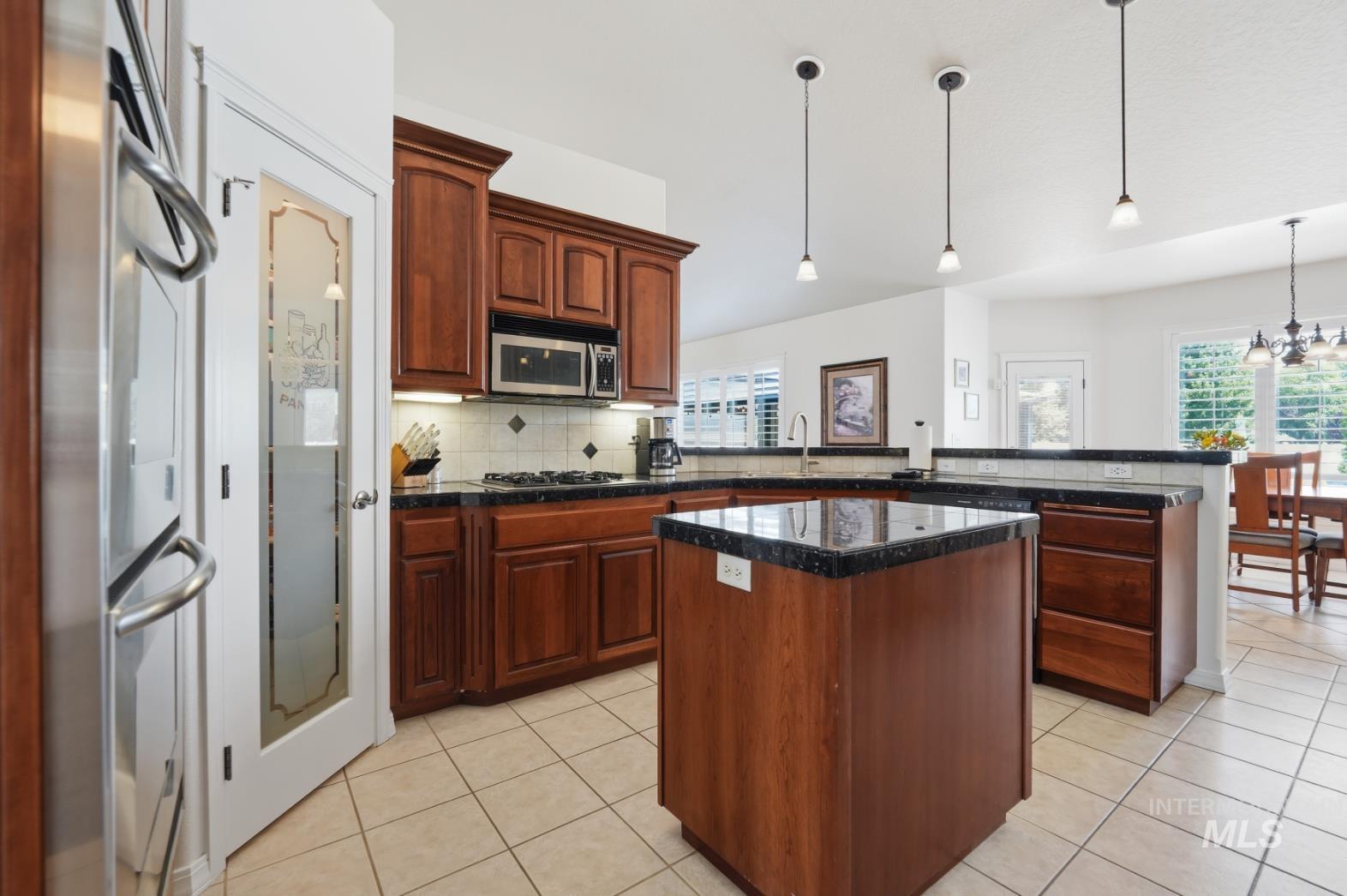 22 N Burlington Dr, Nampa, Idaho 83687, 4 Bedrooms, 3.5 Bathrooms, Residential For Sale, Price $1,099,000, 98993430