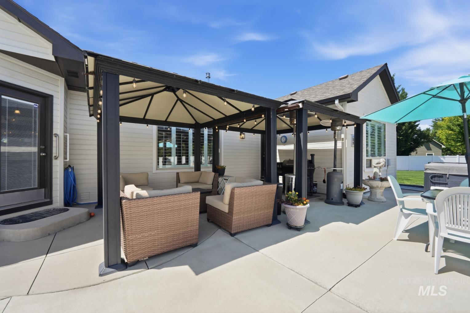 22 N Burlington Dr, Nampa, Idaho 83687, 4 Bedrooms, 3.5 Bathrooms, Residential For Sale, Price $1,099,000, 98993430