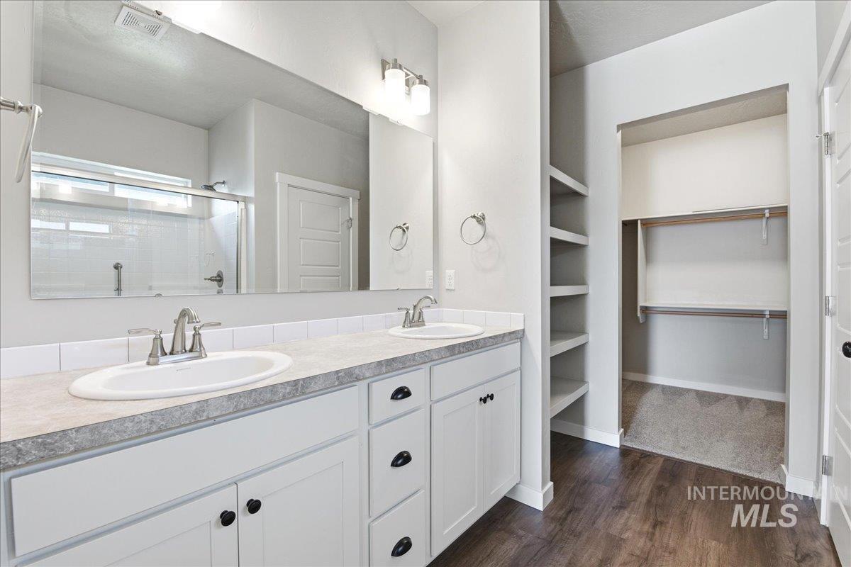 1203 Fishertown Ave., Caldwell, Idaho 83605, 3 Bedrooms, 2 Bathrooms, Residential For Sale, Price $419,900, 98993431