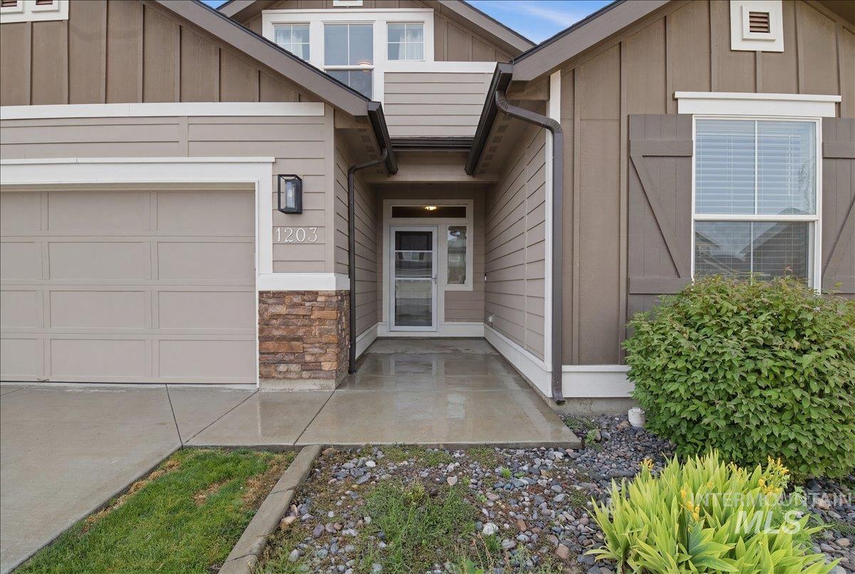 1203 Fishertown Ave., Caldwell, Idaho 83605, 3 Bedrooms, 2 Bathrooms, Residential For Sale, Price $419,900, 98993431