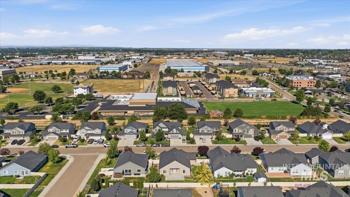 1203 Fishertown Ave., Caldwell, Idaho 83605, 3 Bedrooms, 2 Bathrooms, Residential For Sale, Price $419,900, 98993431