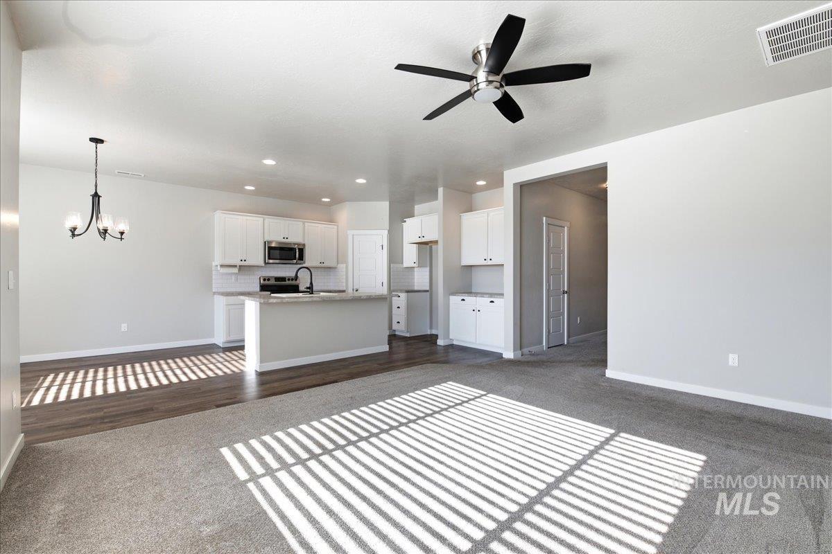 1203 Fishertown Ave., Caldwell, Idaho 83605, 3 Bedrooms, 2 Bathrooms, Residential For Sale, Price $419,900, 98993431