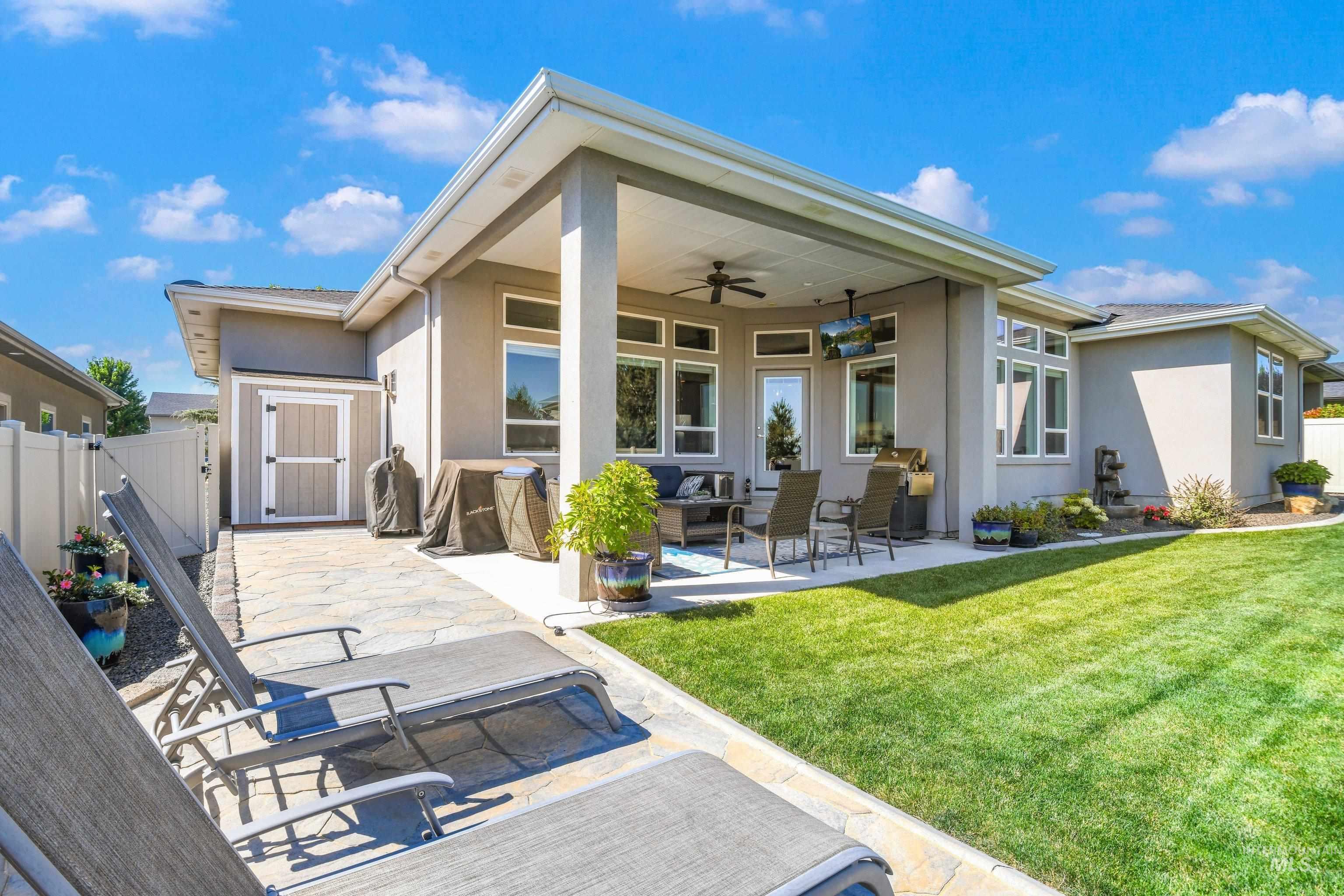 552 W W Buroak Drive, Meridian, Idaho 83642, 4 Bedrooms, 2.5 Bathrooms, Residential For Sale, Price $769,900,MLS 98993434