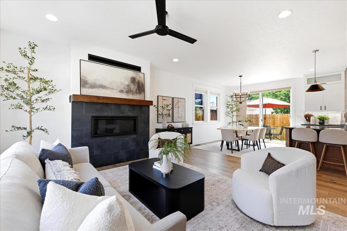 1639 W Cyrus St, Boise, Idaho 83705, 3 Bedrooms, 2.5 Bathrooms, Residential For Sale, Price $599,900,MLS 98993438