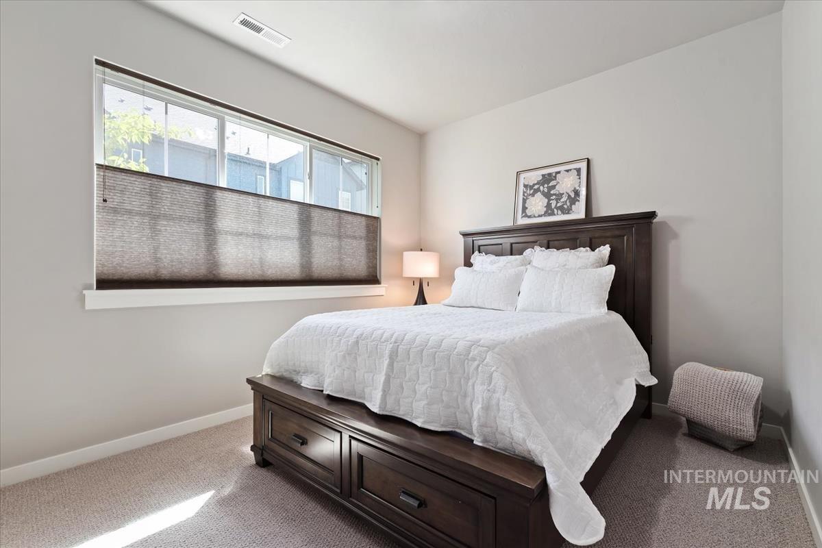 3307 E Trifecta Ln, Boise, Idaho 83716-7195, 3 Bedrooms, 2 Bathrooms, Residential For Sale, Price $729,900,MLS 98993439