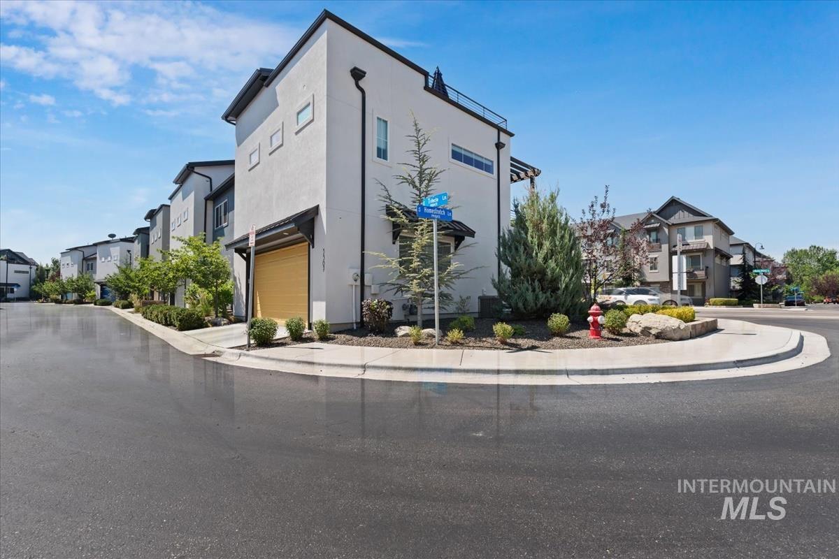 3307 E Trifecta Ln, Boise, Idaho 83716-7195, 3 Bedrooms, 2 Bathrooms, Residential For Sale, Price $729,900,MLS 98993439