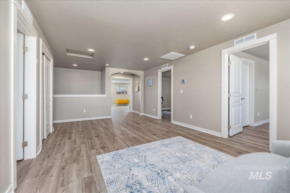 4476 N Glenrock Way, Meridian, Idaho 83646, 5 Bedrooms, 3 Bathrooms, Residential For Sale, Price $725,000,MLS 98993440