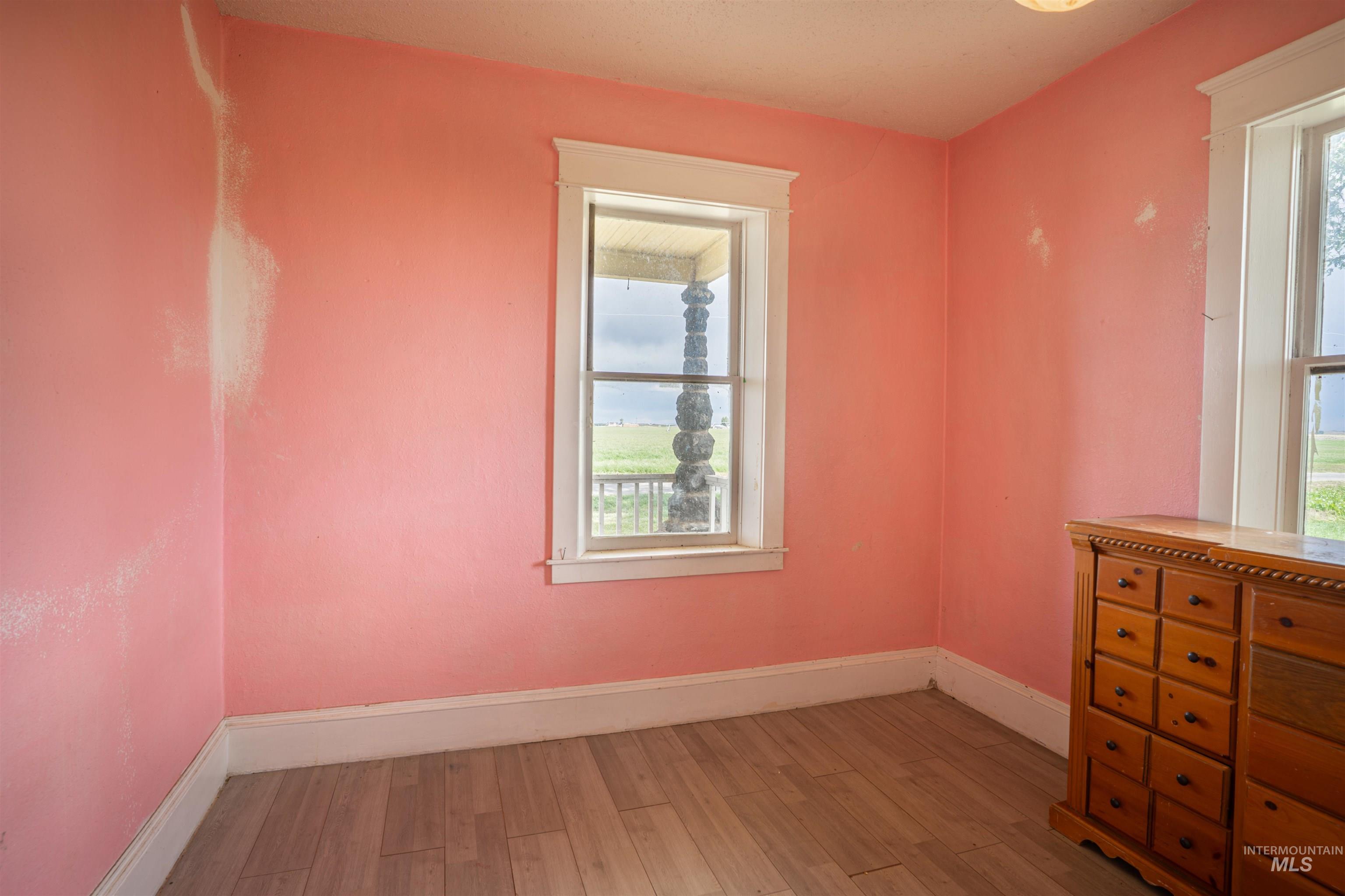447 S 550 E, Dietrich, Idaho 83324, 2 Bedrooms, 1 Bathroom, Residential For Sale, Price $280,000,MLS 98993444