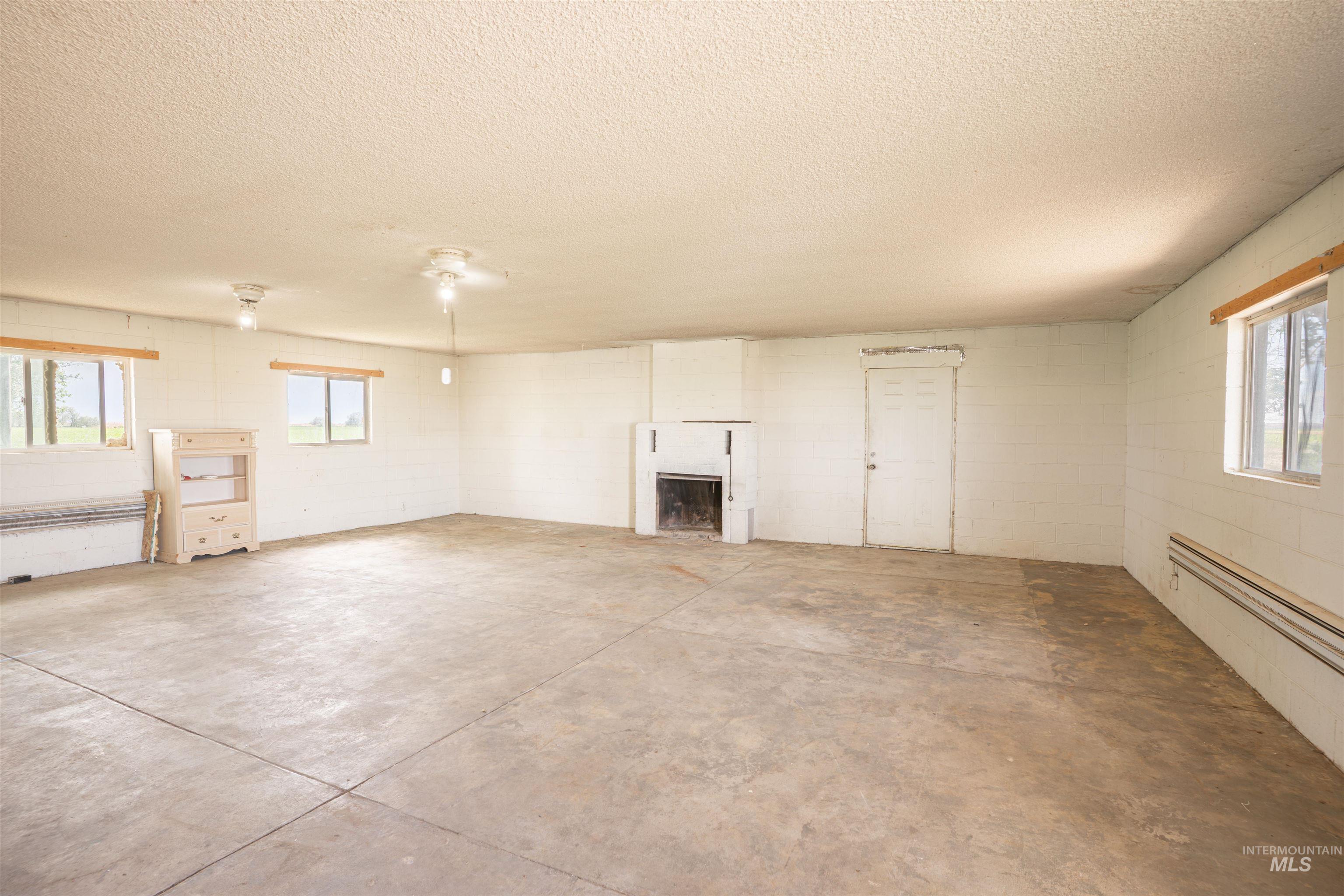 447 S 550 E, Dietrich, Idaho 83324, 2 Bedrooms, 1 Bathroom, Residential For Sale, Price $280,000,MLS 98993444