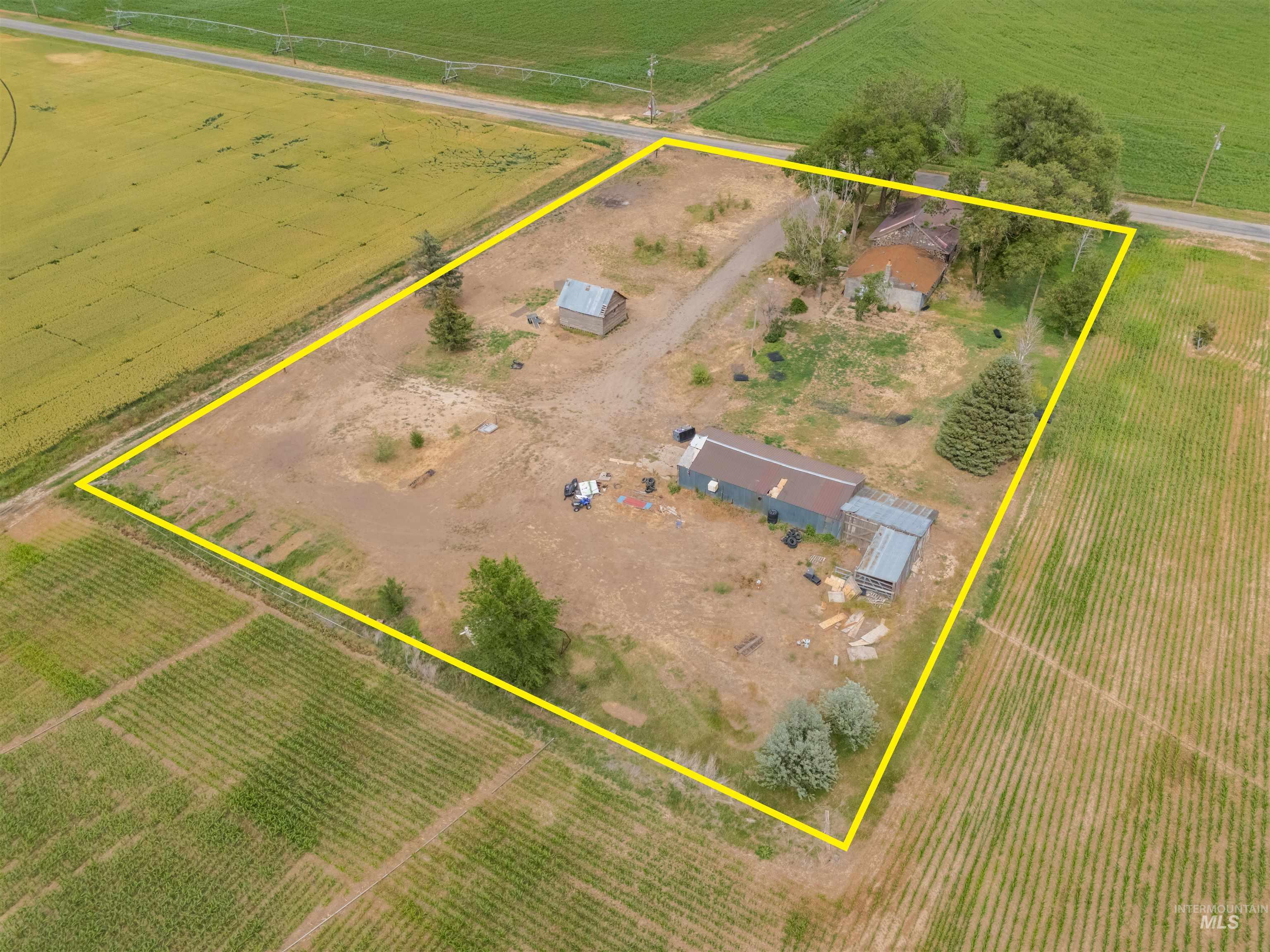 447 S 550 E, Dietrich, Idaho 83324, 2 Bedrooms, 1 Bathroom, Residential For Sale, Price $280,000,MLS 98993444