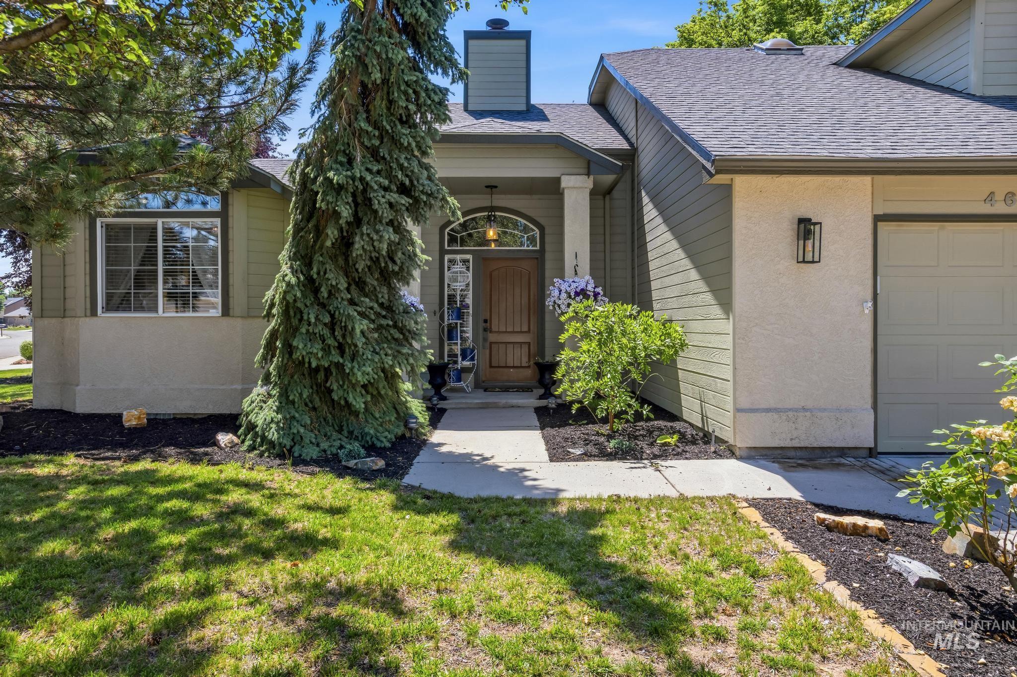 4672 N Marcliffe Way, Boise, Idaho 83704, 3 Bedrooms, 2 Bathrooms, Residential For Sale, Price $544,900,MLS 98993452