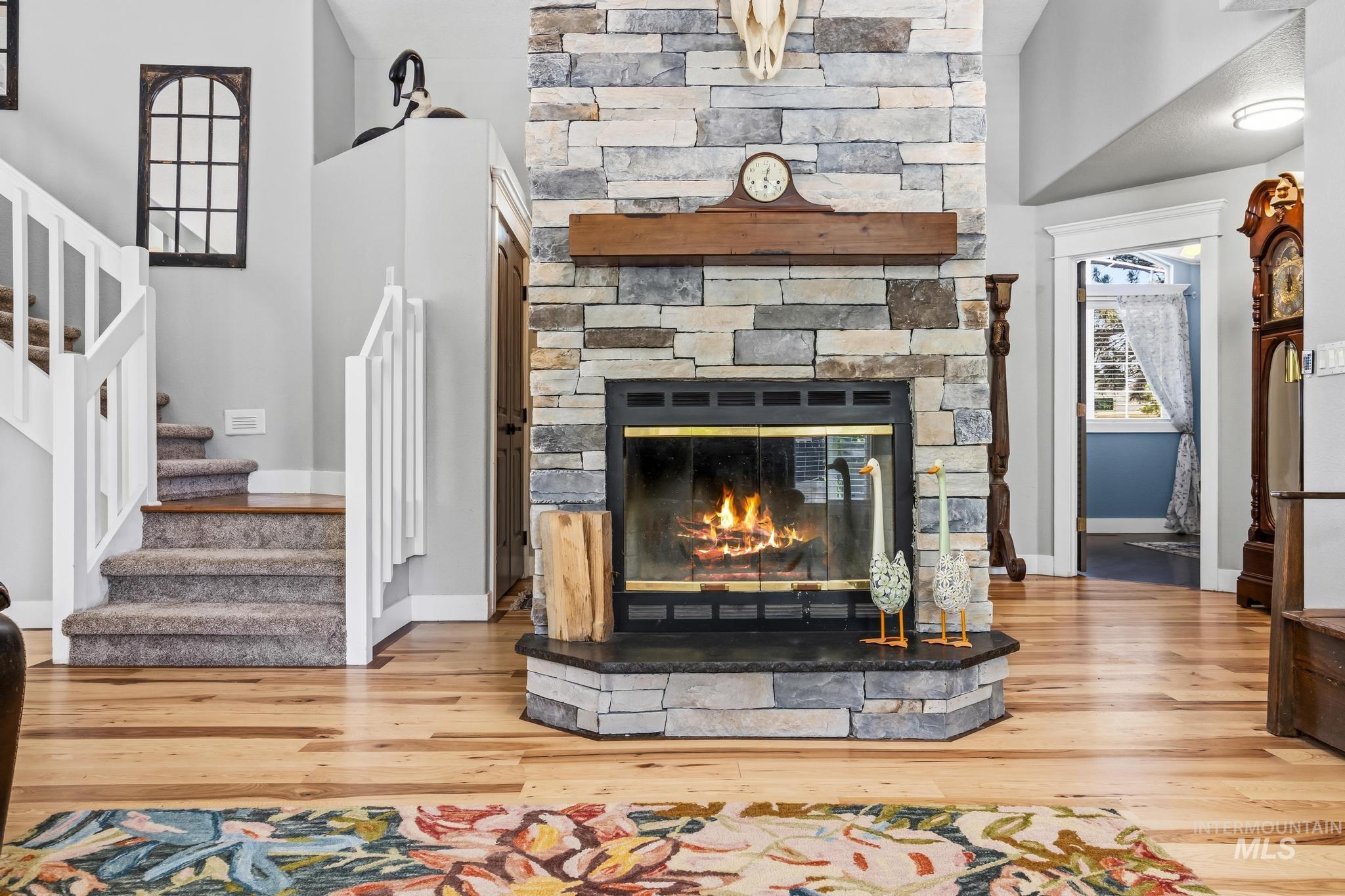 4672 N Marcliffe Way, Boise, Idaho 83704, 3 Bedrooms, 2 Bathrooms, Residential For Sale, Price $544,900,MLS 98993452