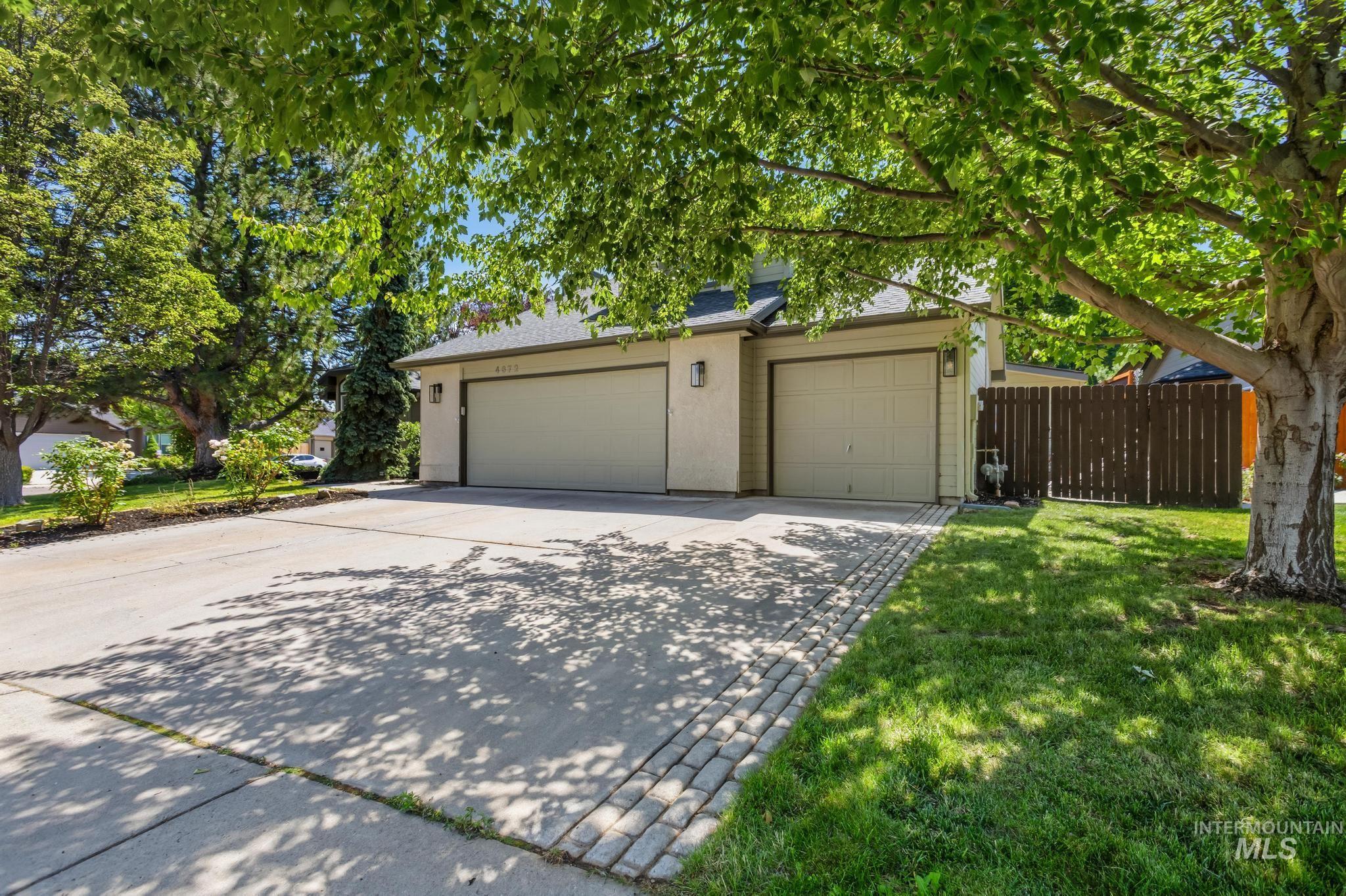 4672 N Marcliffe Way, Boise, Idaho 83704, 3 Bedrooms, 2 Bathrooms, Residential For Sale, Price $544,900,MLS 98993452