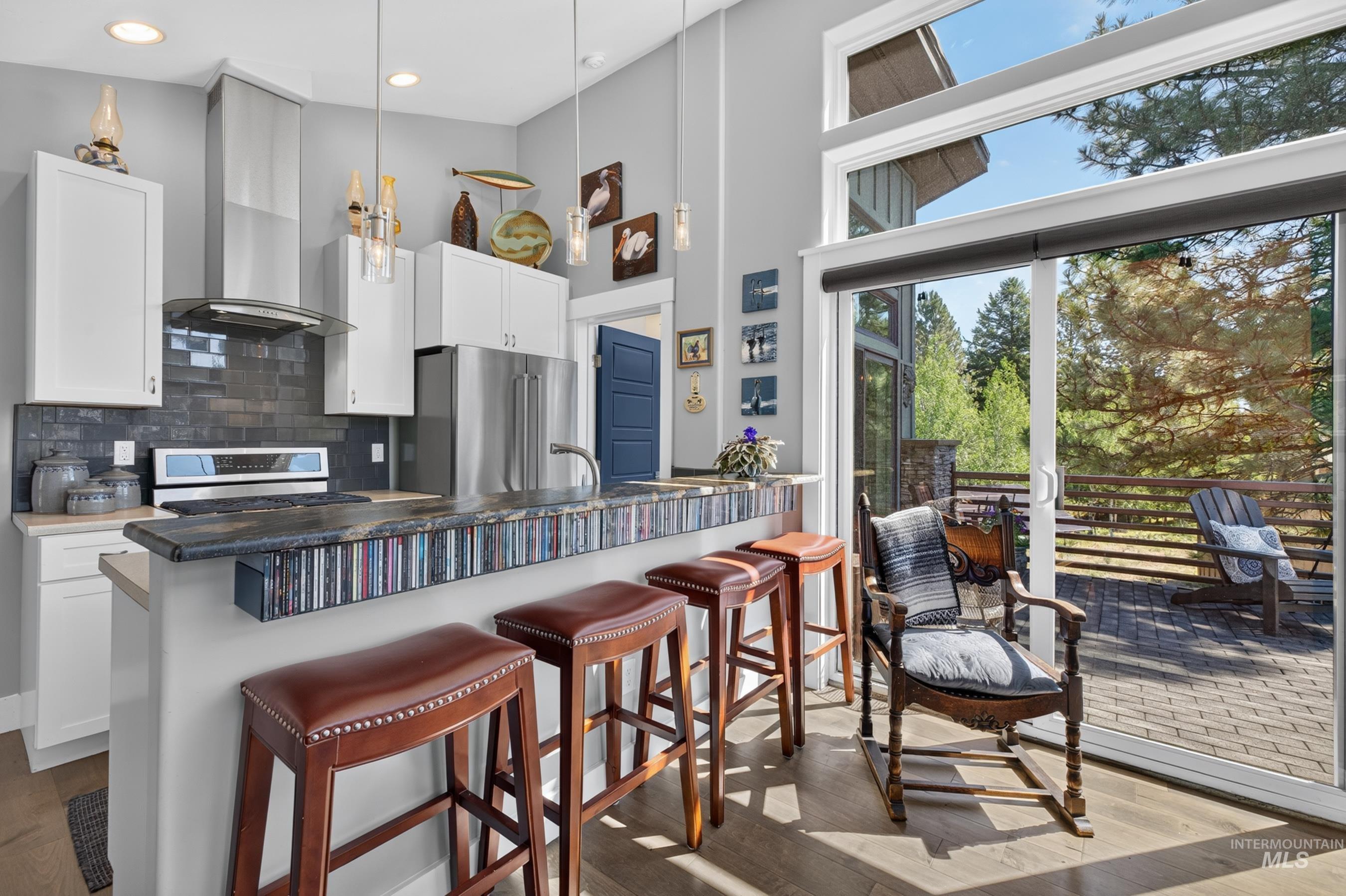 254 Buckcamp Lane, McCall, Idaho 83638, 2 Bedrooms, 2 Bathrooms, Residential For Sale, Price $925,000,MLS 98993453
