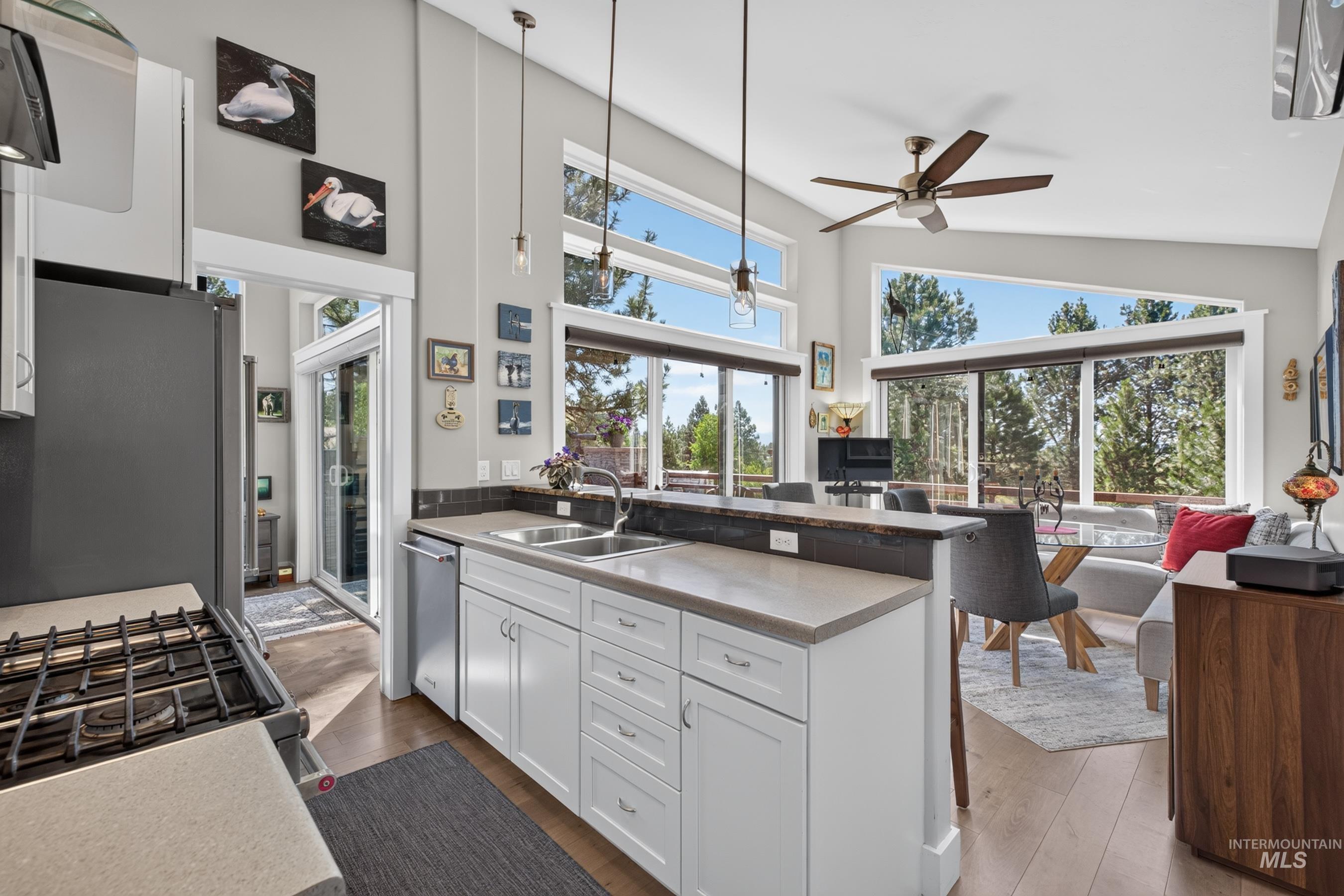 254 Buckcamp Lane, McCall, Idaho 83638, 2 Bedrooms, 2 Bathrooms, Residential For Sale, Price $925,000,MLS 98993453