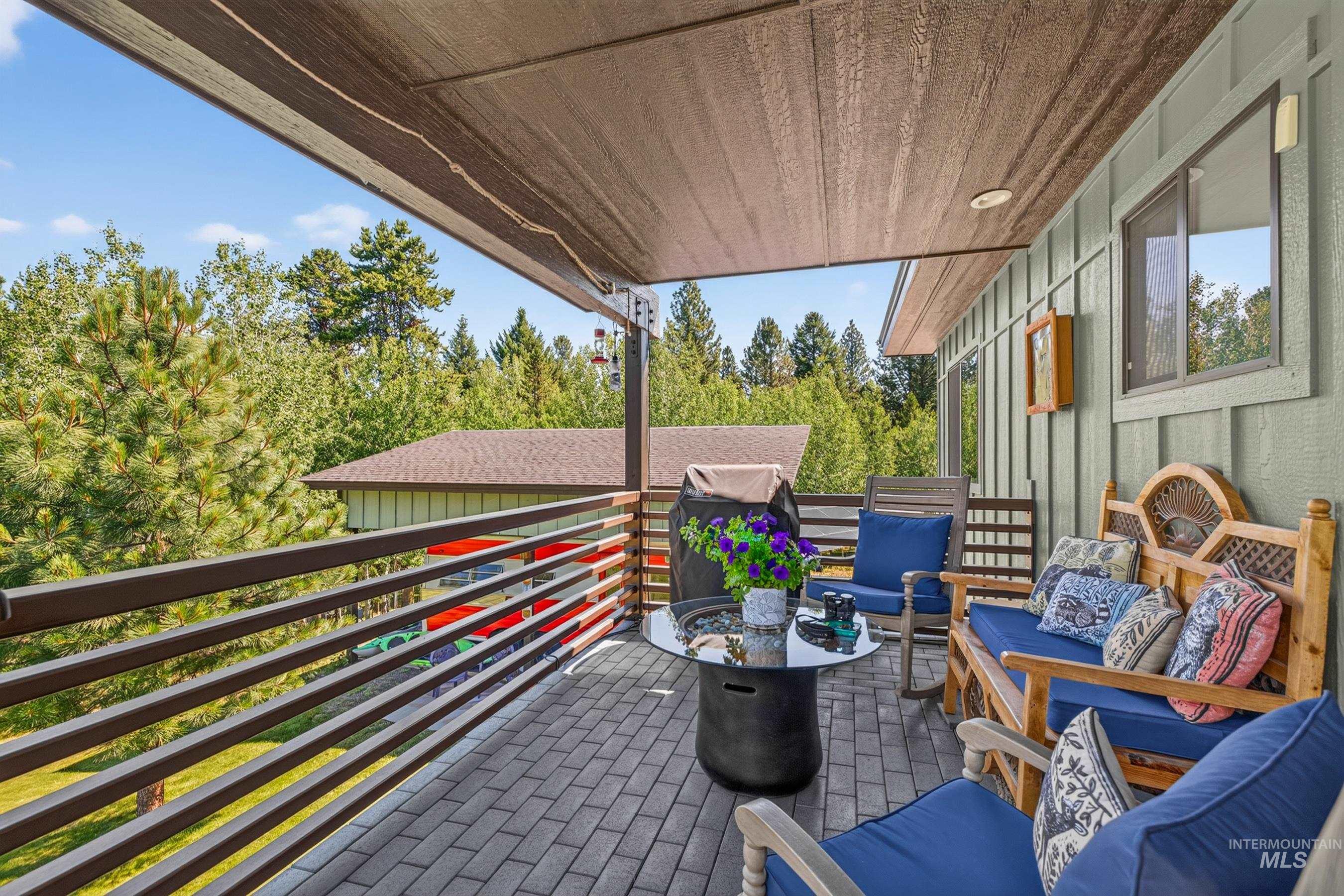254 Buckcamp Lane, McCall, Idaho 83638, 2 Bedrooms, 2 Bathrooms, Residential For Sale, Price $925,000,MLS 98993453