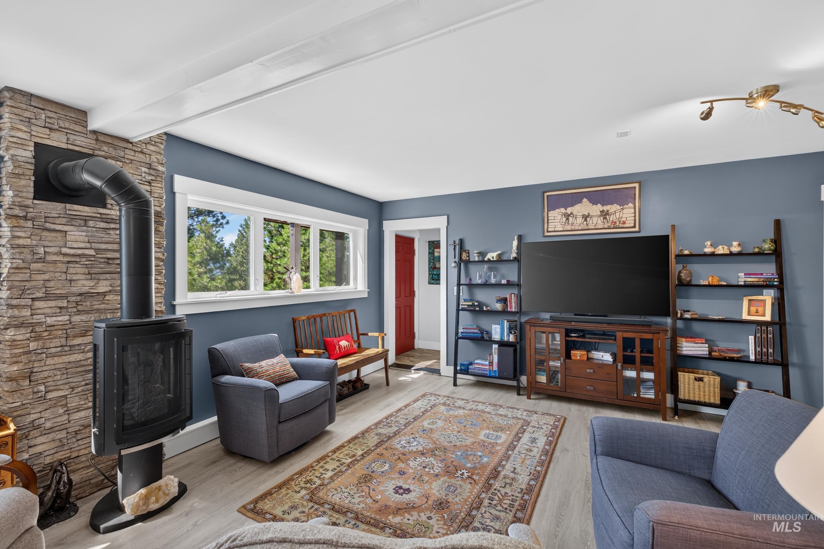 254 Buckcamp Lane, McCall, Idaho 83638, 2 Bedrooms, 2 Bathrooms, Residential For Sale, Price $925,000,MLS 98993453