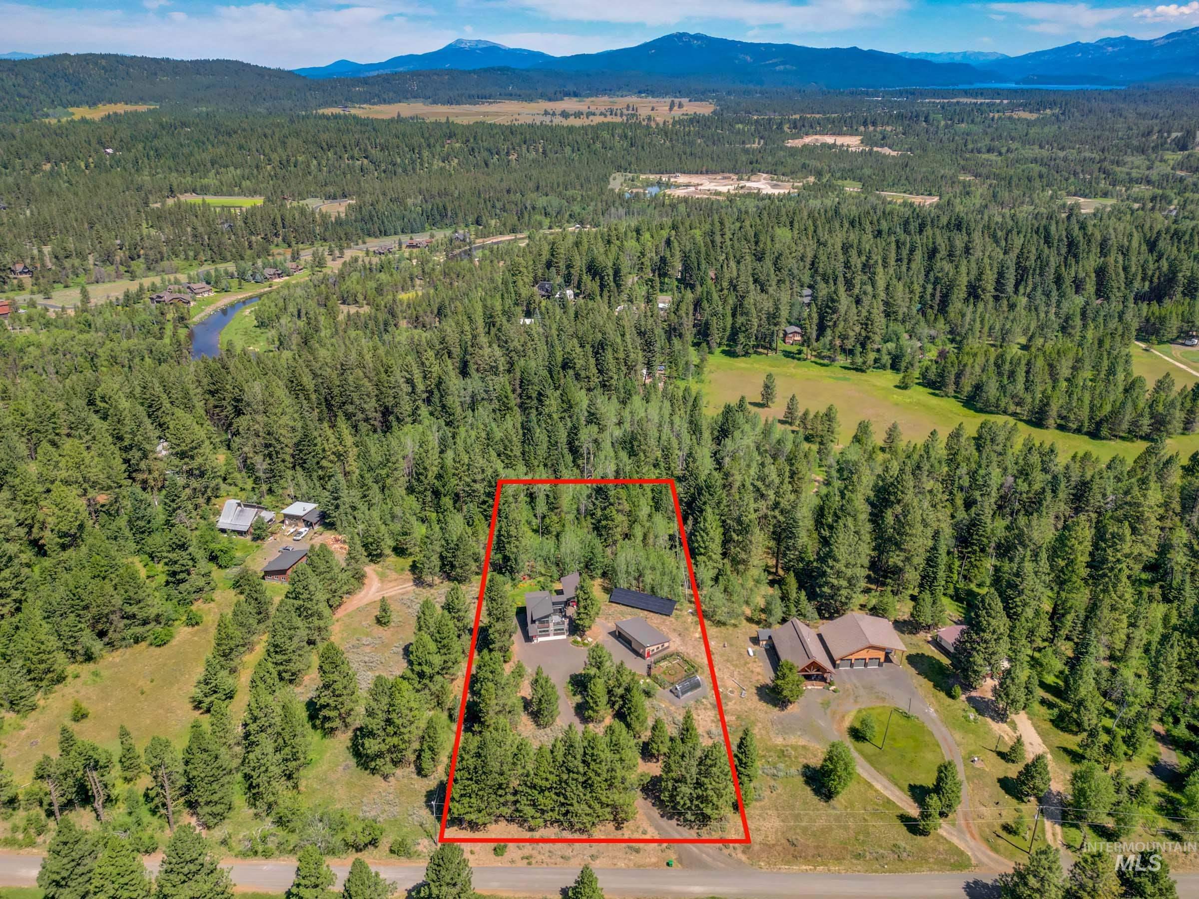 254 Buckcamp Lane, McCall, Idaho 83638, 2 Bedrooms, 2 Bathrooms, Residential For Sale, Price $925,000,MLS 98993453