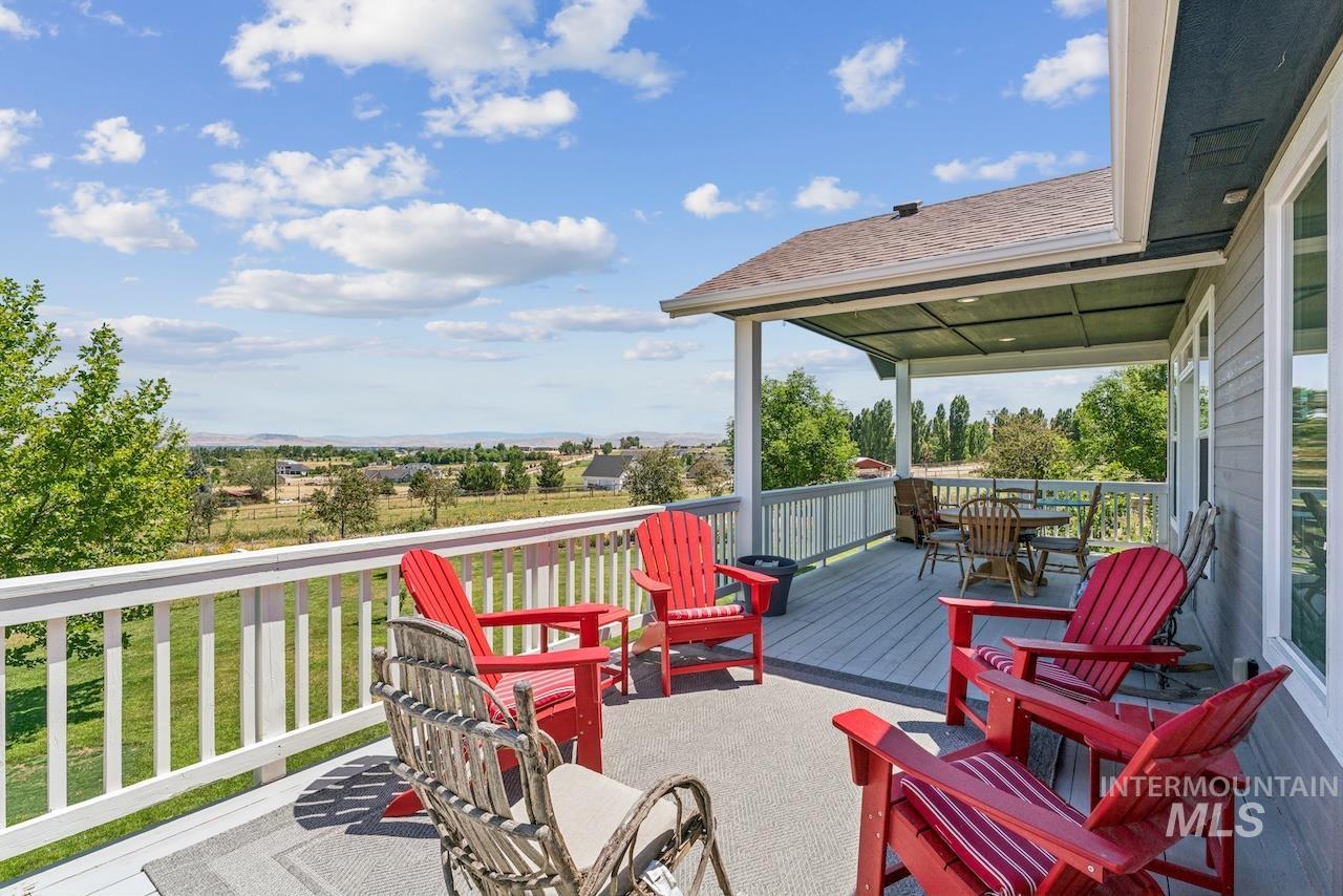 7305 Mustang Ln, Emmett, Idaho 83617, 4 Bedrooms, 3.5 Bathrooms, Residential For Sale, Price $1,337,000,MLS 98993454