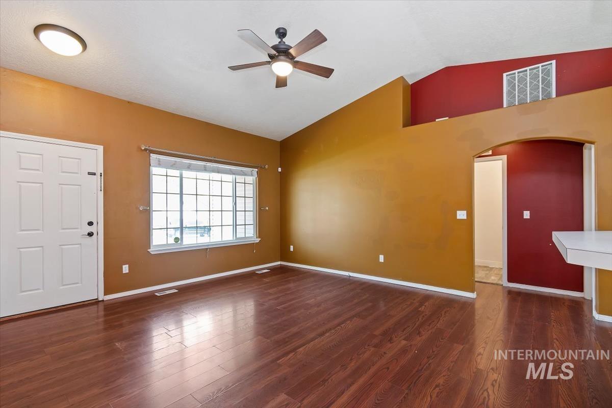 57 S Camden St, Nampa, Idaho 83651, 3 Bedrooms, 2 Bathrooms, Residential For Sale, Price $339,990,MLS 98993455