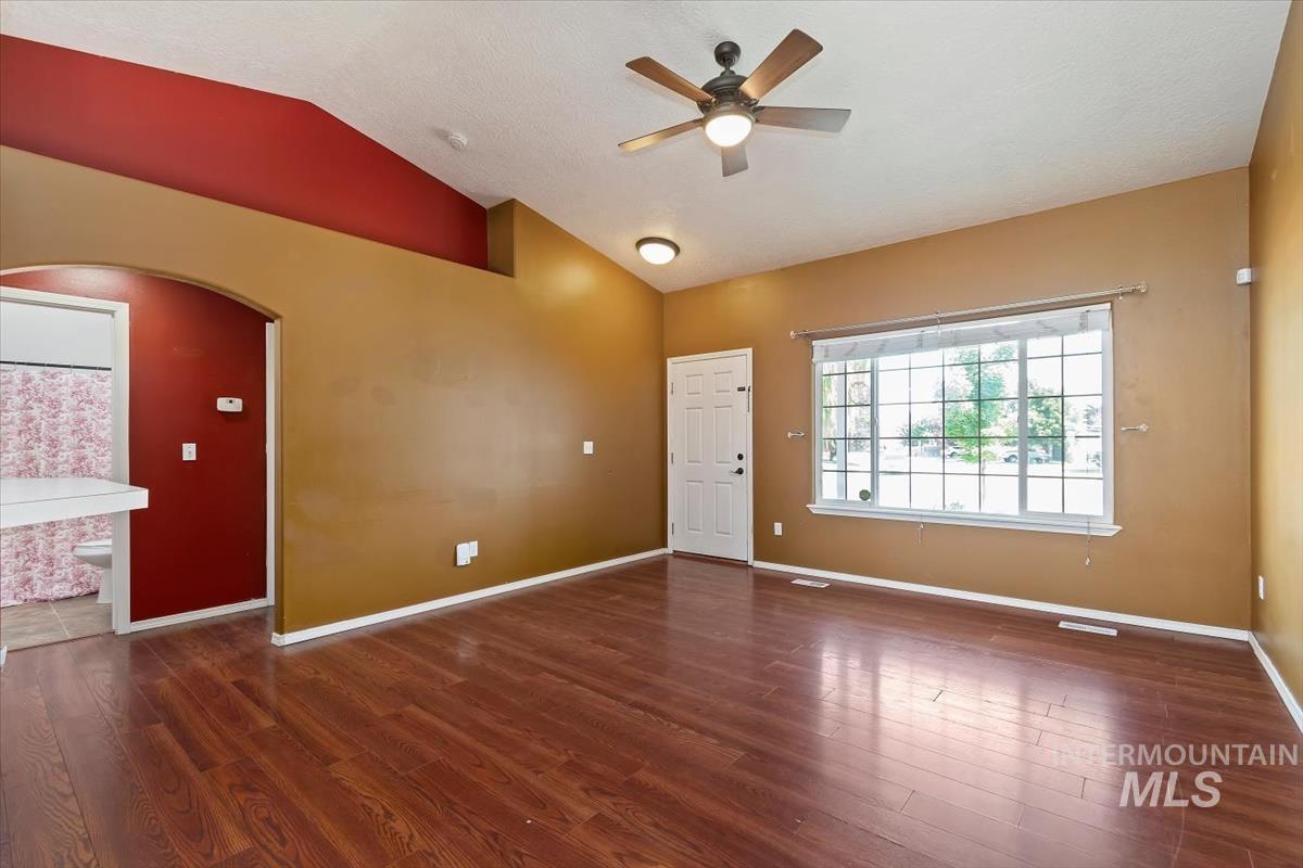57 S Camden St, Nampa, Idaho 83651, 3 Bedrooms, 2 Bathrooms, Residential For Sale, Price $339,990,MLS 98993455