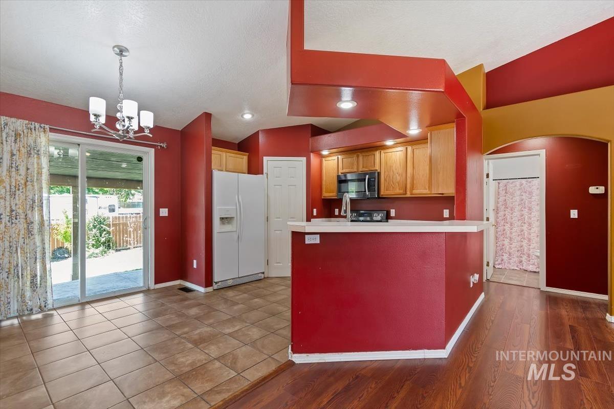 57 S Camden St, Nampa, Idaho 83651, 3 Bedrooms, 2 Bathrooms, Residential For Sale, Price $339,990,MLS 98993455