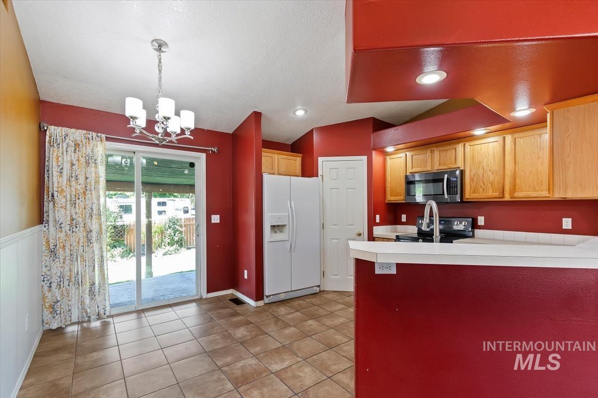 57 S Camden St, Nampa, Idaho 83651, 3 Bedrooms, 2 Bathrooms, Residential For Sale, Price $339,990,MLS 98993455