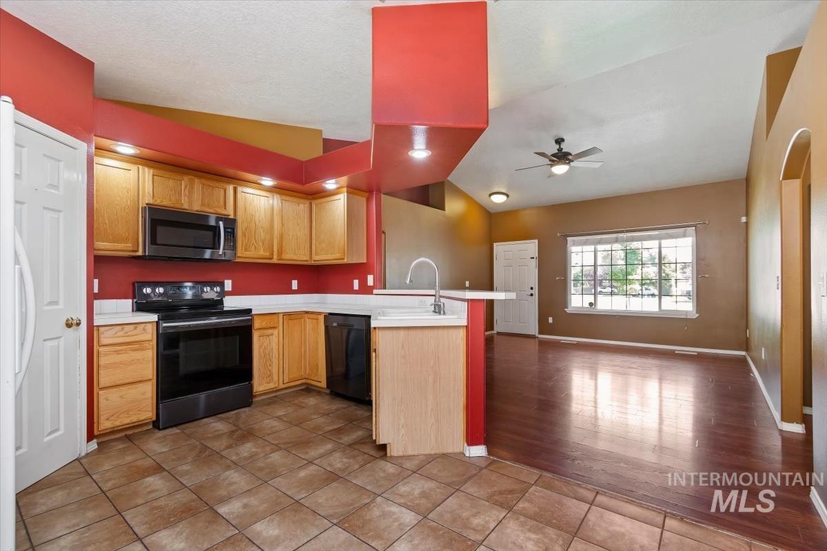 57 S Camden St, Nampa, Idaho 83651, 3 Bedrooms, 2 Bathrooms, Residential For Sale, Price $339,990,MLS 98993455