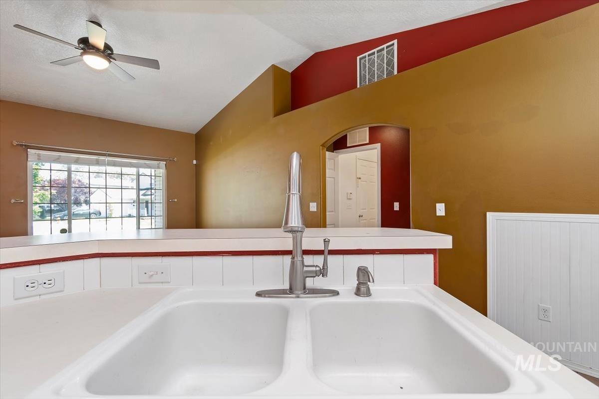 57 S Camden St, Nampa, Idaho 83651, 3 Bedrooms, 2 Bathrooms, Residential For Sale, Price $339,990,MLS 98993455