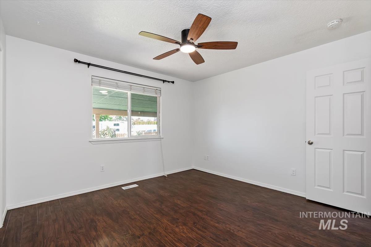 57 S Camden St, Nampa, Idaho 83651, 3 Bedrooms, 2 Bathrooms, Residential For Sale, Price $339,990,MLS 98993455