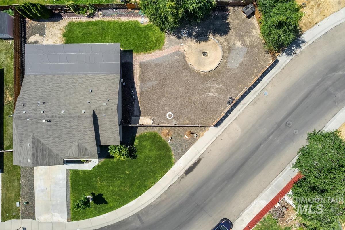 57 S Camden St, Nampa, Idaho 83651, 3 Bedrooms, 2 Bathrooms, Residential For Sale, Price $339,990,MLS 98993455