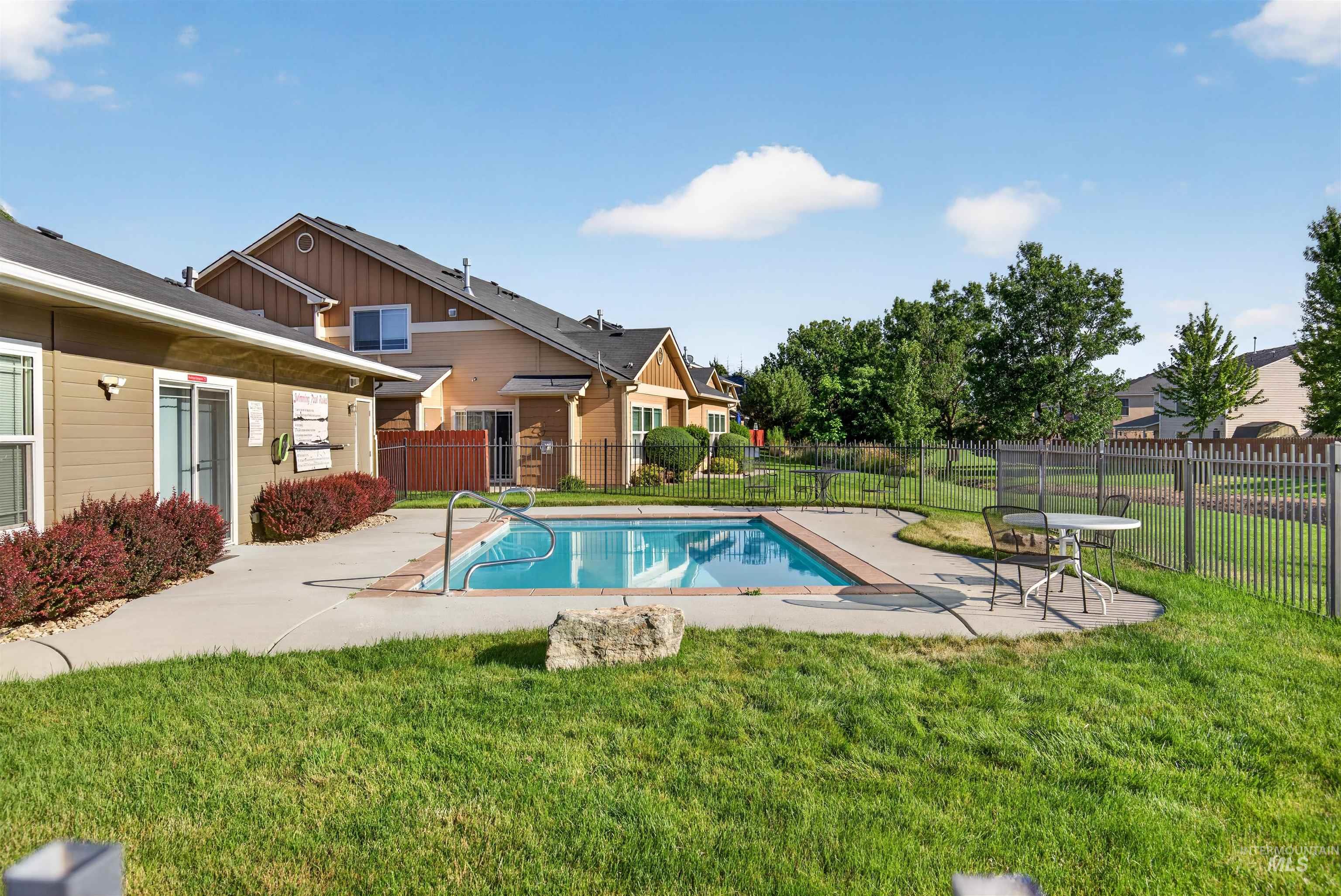 9147 W Brogan Dr, Boise, Idaho 83709, 2 Bedrooms, 2 Bathrooms, Residential For Sale, Price $299,900,MLS 98993457