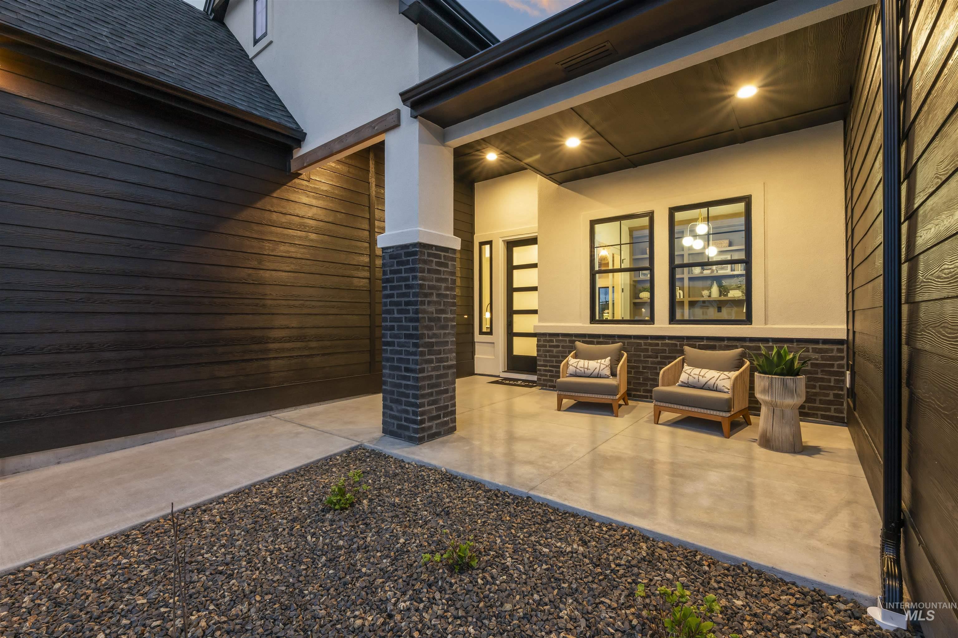 6971 N Cairnhill Way, Eagle, Idaho 83616, 3 Bedrooms, 3.5 Bathrooms, Residential For Sale, Price $1,024,900,MLS 98993458