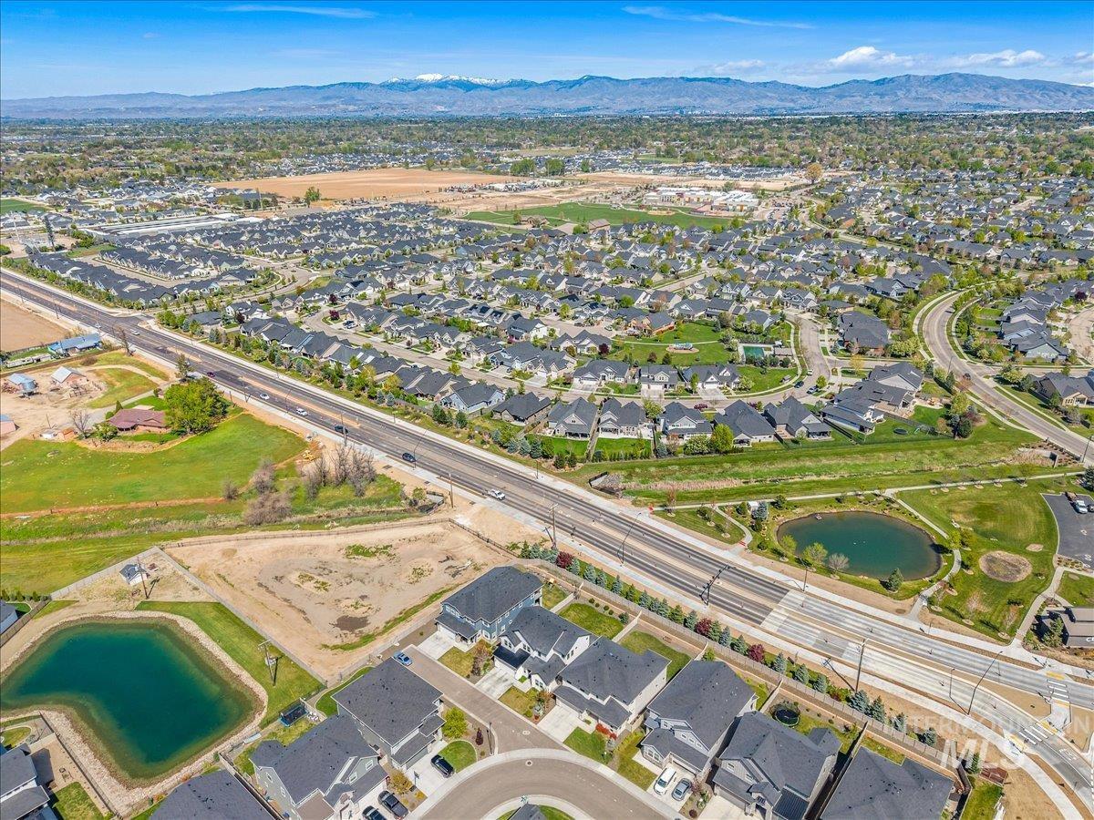 5562 S Zaivcla Ave., Meridian, Idaho 83642, 4 Bedrooms, 4 Bathrooms, Residential For Sale, Price $819,900, 98993459
