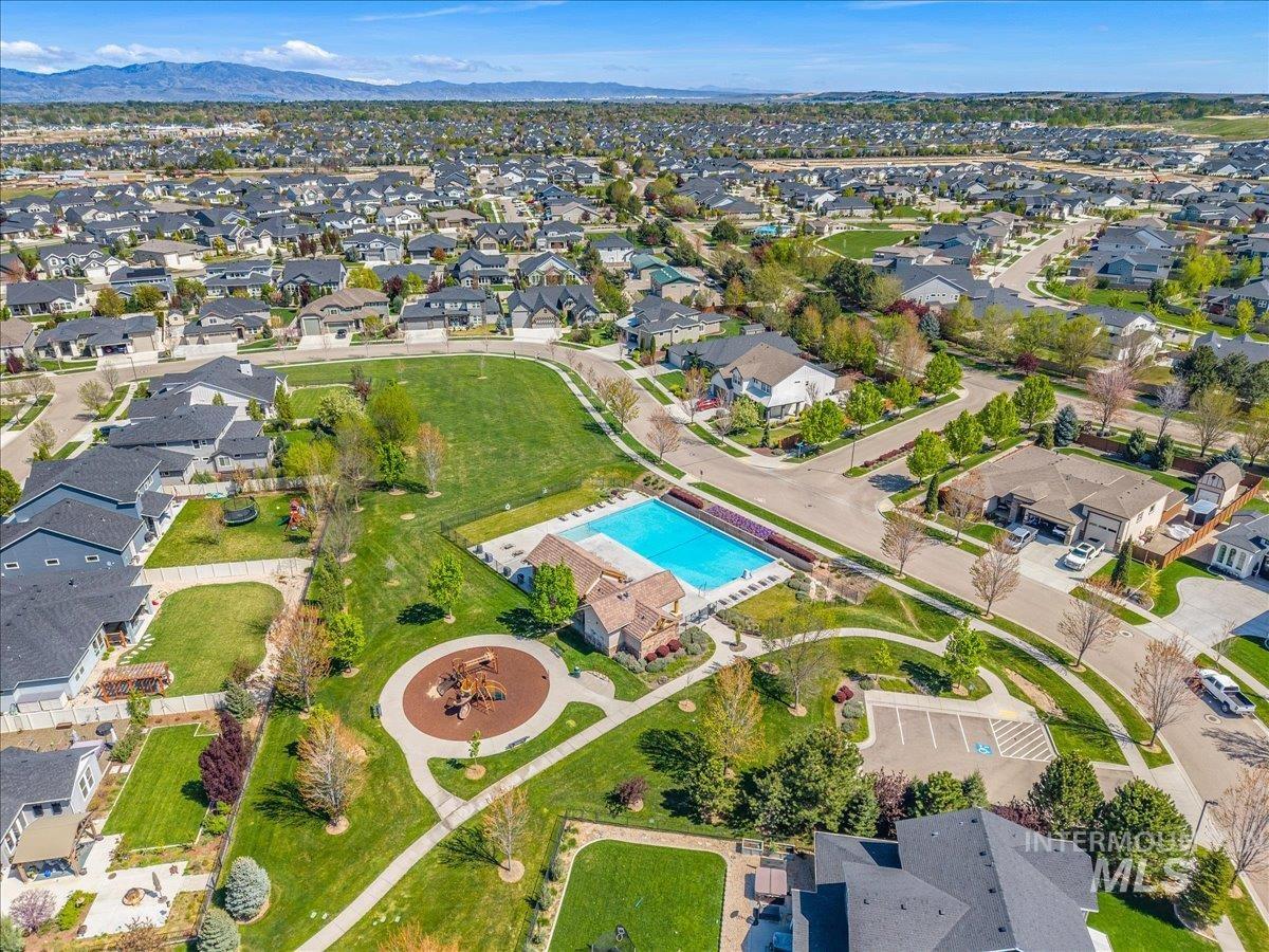 5562 S Zaivcla Ave., Meridian, Idaho 83642, 4 Bedrooms, 4 Bathrooms, Residential For Sale, Price $819,900, 98993459