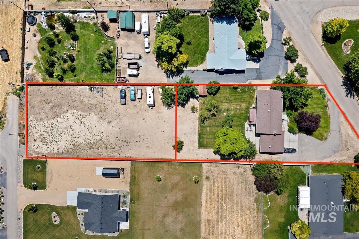 25150 Geri Lane, Caldwell, Idaho 83607, 5 Bedrooms, 3 Bathrooms, Residential For Sale, Price $679,900,MLS 98993462