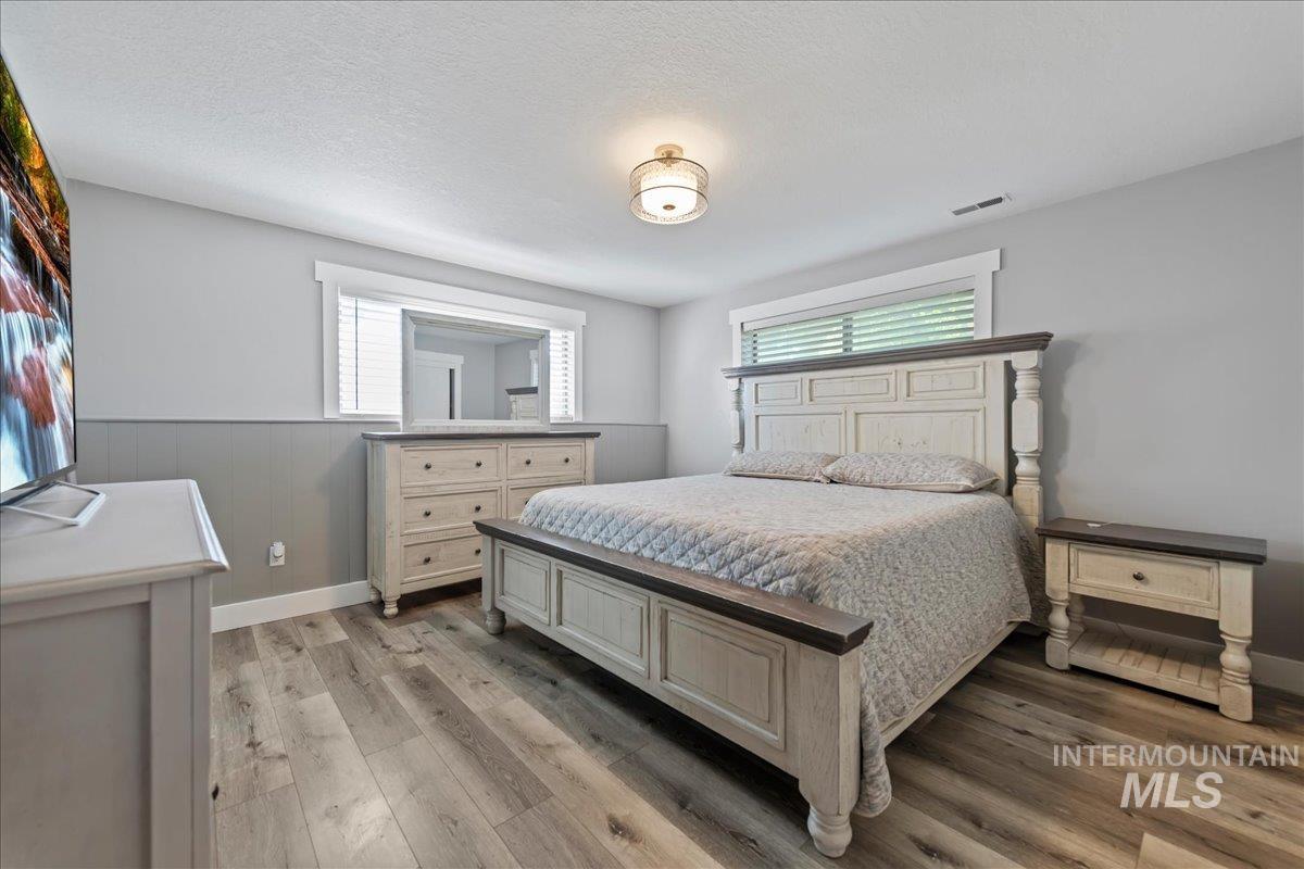 25150 Geri Lane, Caldwell, Idaho 83607, 5 Bedrooms, 3 Bathrooms, Residential For Sale, Price $679,900,MLS 98993462