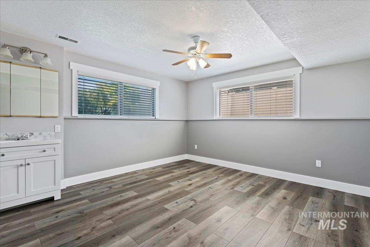 25150 Geri Lane, Caldwell, Idaho 83607, 5 Bedrooms, 3 Bathrooms, Residential For Sale, Price $679,900,MLS 98993462