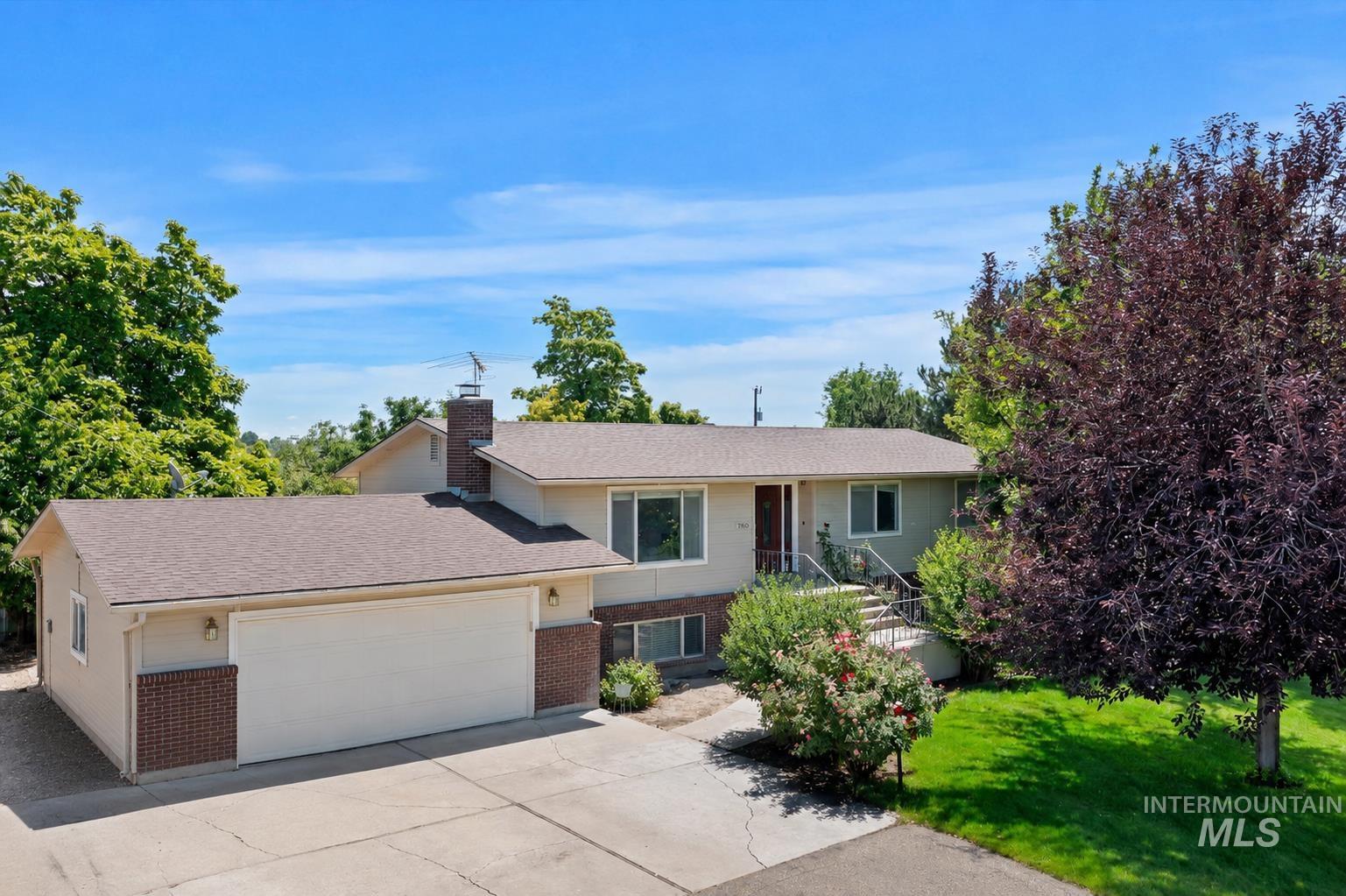 25150 Geri Lane, Caldwell, Idaho 83607, 5 Bedrooms, 3 Bathrooms, Residential For Sale, Price $679,900,MLS 98993462