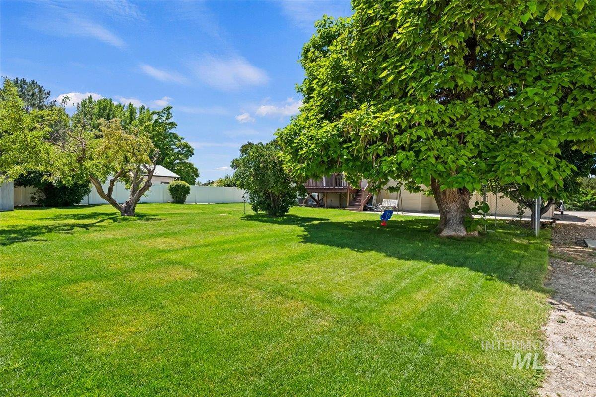 25150 Geri Lane, Caldwell, Idaho 83607, 5 Bedrooms, 3 Bathrooms, Residential For Sale, Price $679,900,MLS 98993462