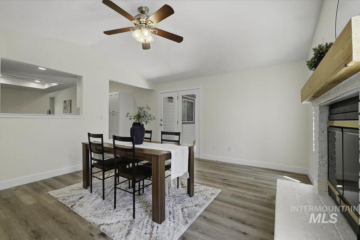 1579 E. Oakridge, Boise, Idaho 83716, 3 Bedrooms, 2 Bathrooms, Residential For Sale, Price $519,000,MLS 98993466