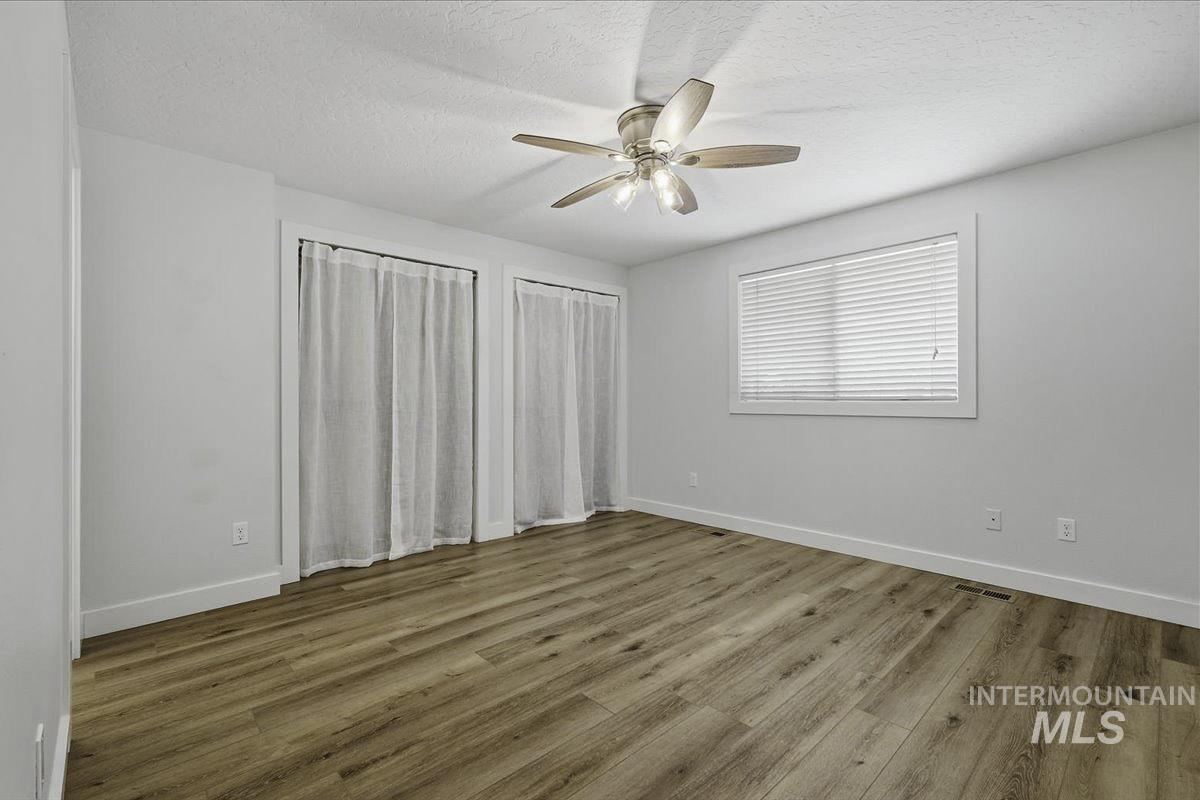 1579 E. Oakridge, Boise, Idaho 83716, 3 Bedrooms, 2 Bathrooms, Residential For Sale, Price $519,000,MLS 98993466