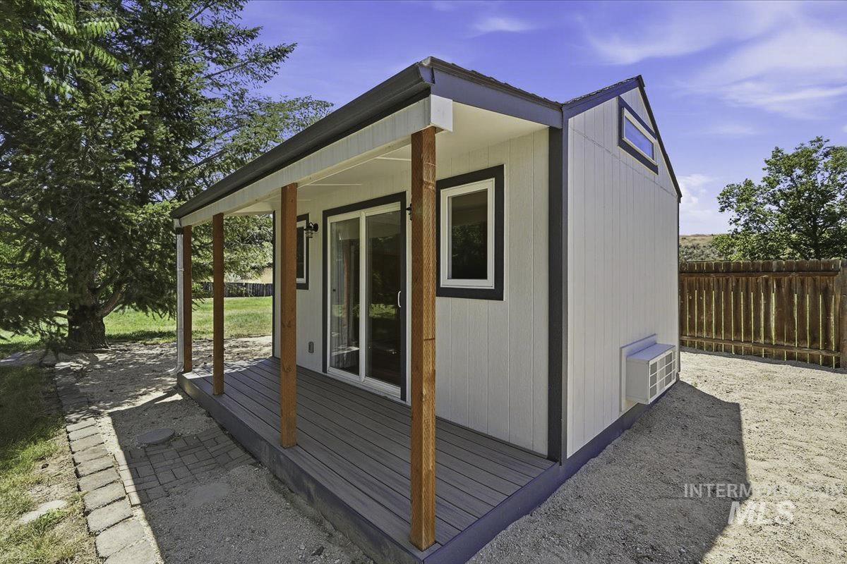 1579 E. Oakridge, Boise, Idaho 83716, 3 Bedrooms, 2 Bathrooms, Residential For Sale, Price $519,000,MLS 98993466