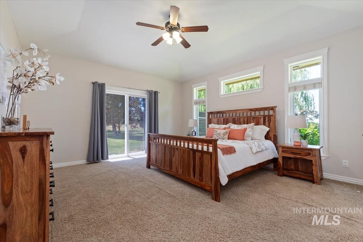 2324 S Kaesemeyer Ln, Kuna, Idaho 83634, 4 Bedrooms, 2.5 Bathrooms, Residential For Sale, Price $1,500,000, 98993467