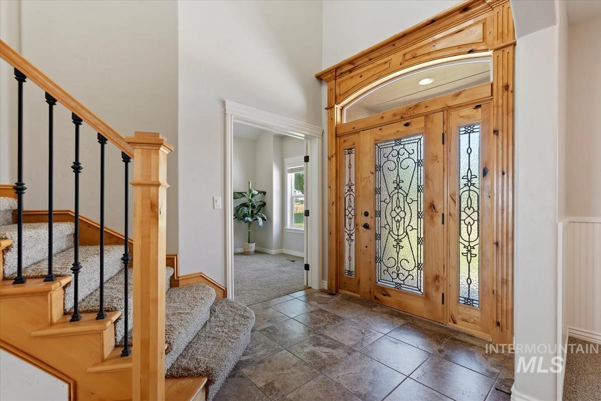 2324 S Kaesemeyer Ln, Kuna, Idaho 83634, 4 Bedrooms, 2.5 Bathrooms, Residential For Sale, Price $1,500,000, 98993467