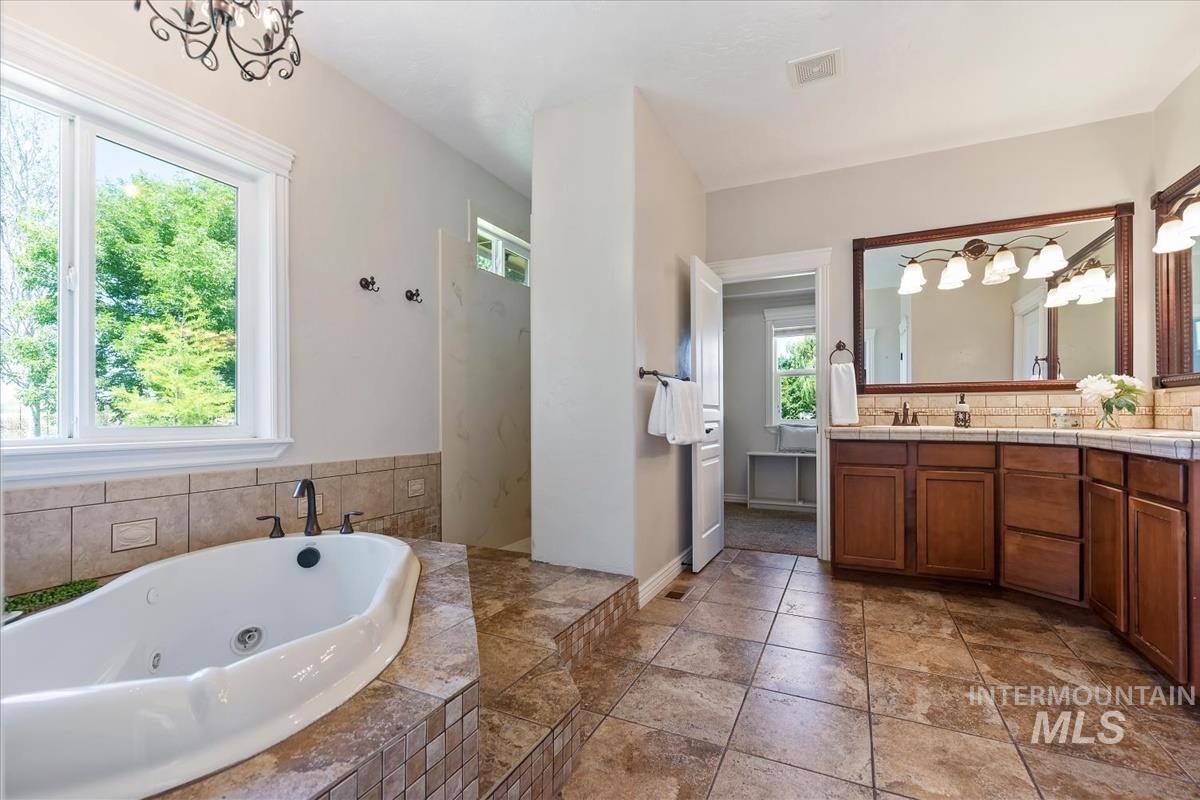 2324 S Kaesemeyer Ln, Kuna, Idaho 83634, 4 Bedrooms, 2.5 Bathrooms, Residential For Sale, Price $1,500,000, 98993467