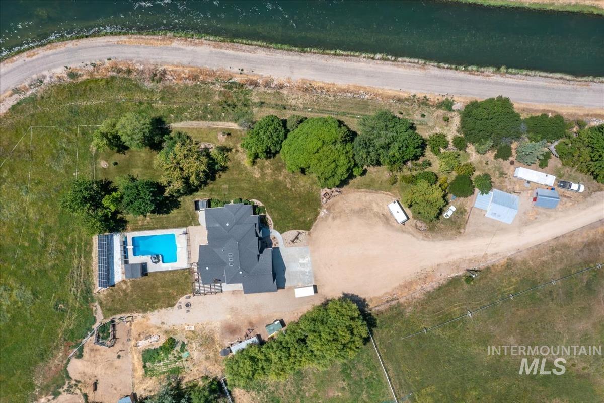 2324 S Kaesemeyer Ln, Kuna, Idaho 83634, 4 Bedrooms, 2.5 Bathrooms, Residential For Sale, Price $1,500,000, 98993467